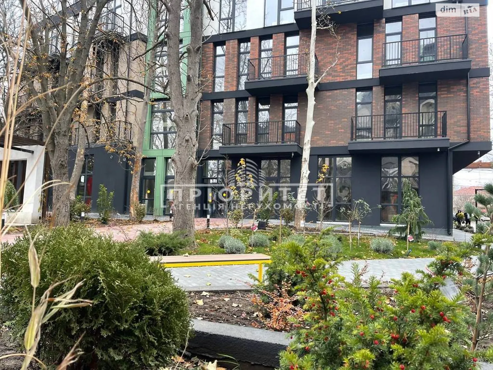 Продається 1-кімнатна квартира 42.9 кв. м у Одесі, вул. Дачна - фото 1
