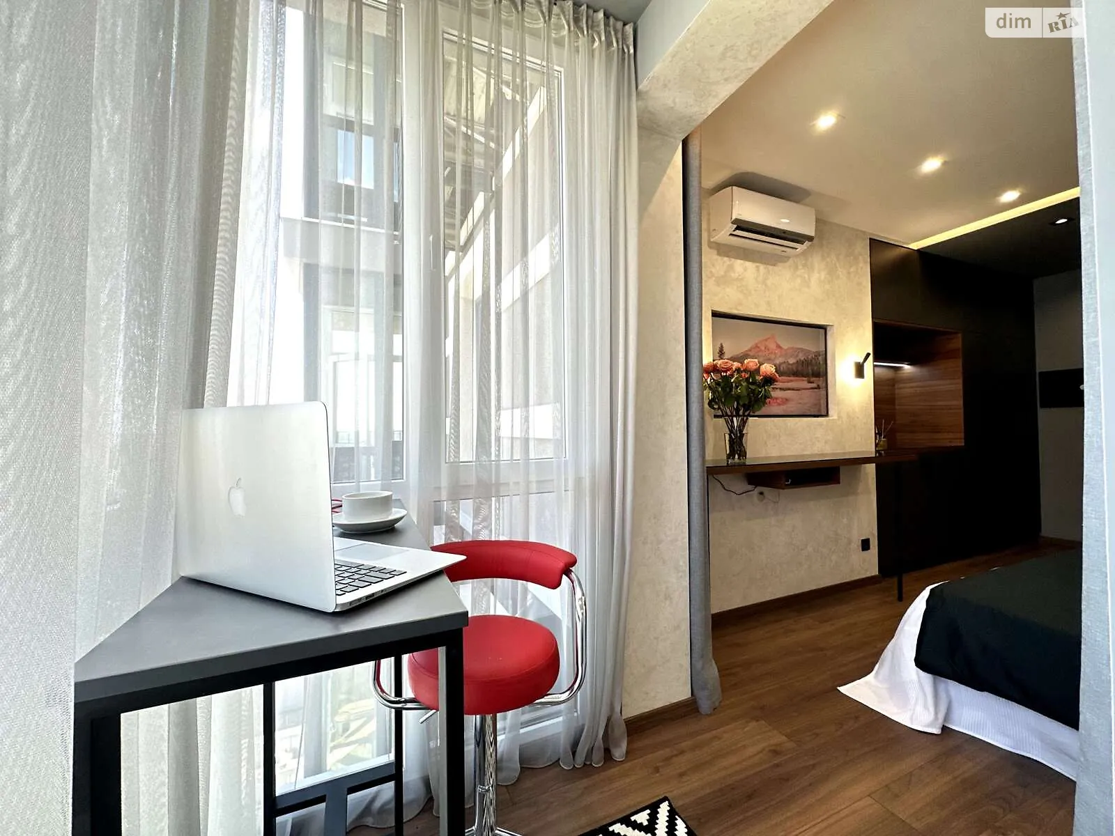 Продается 1-комнатная квартира 18.5 кв. м в Буче, бул. Леонида Бирюкова - фото 1