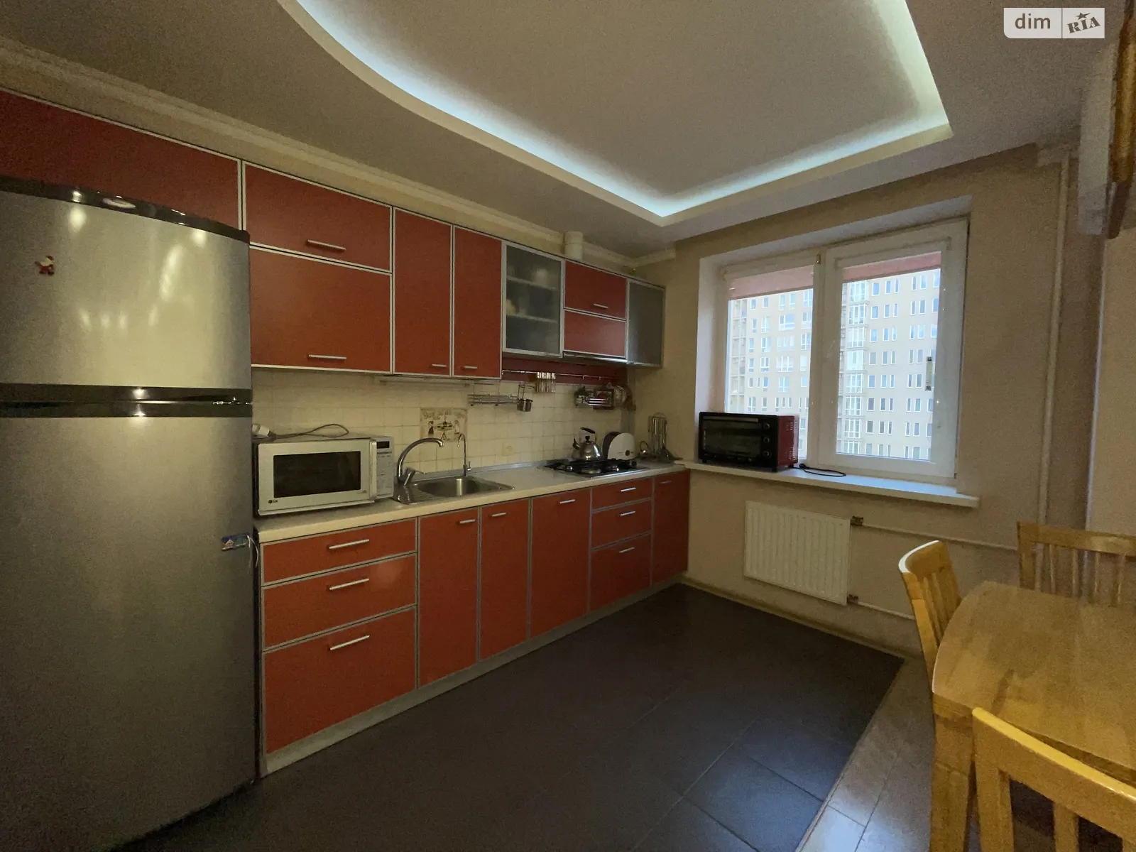 Продается 3-комнатная квартира 76 кв. м в Харькове, ул. Сухумская, 24 - фото 1
