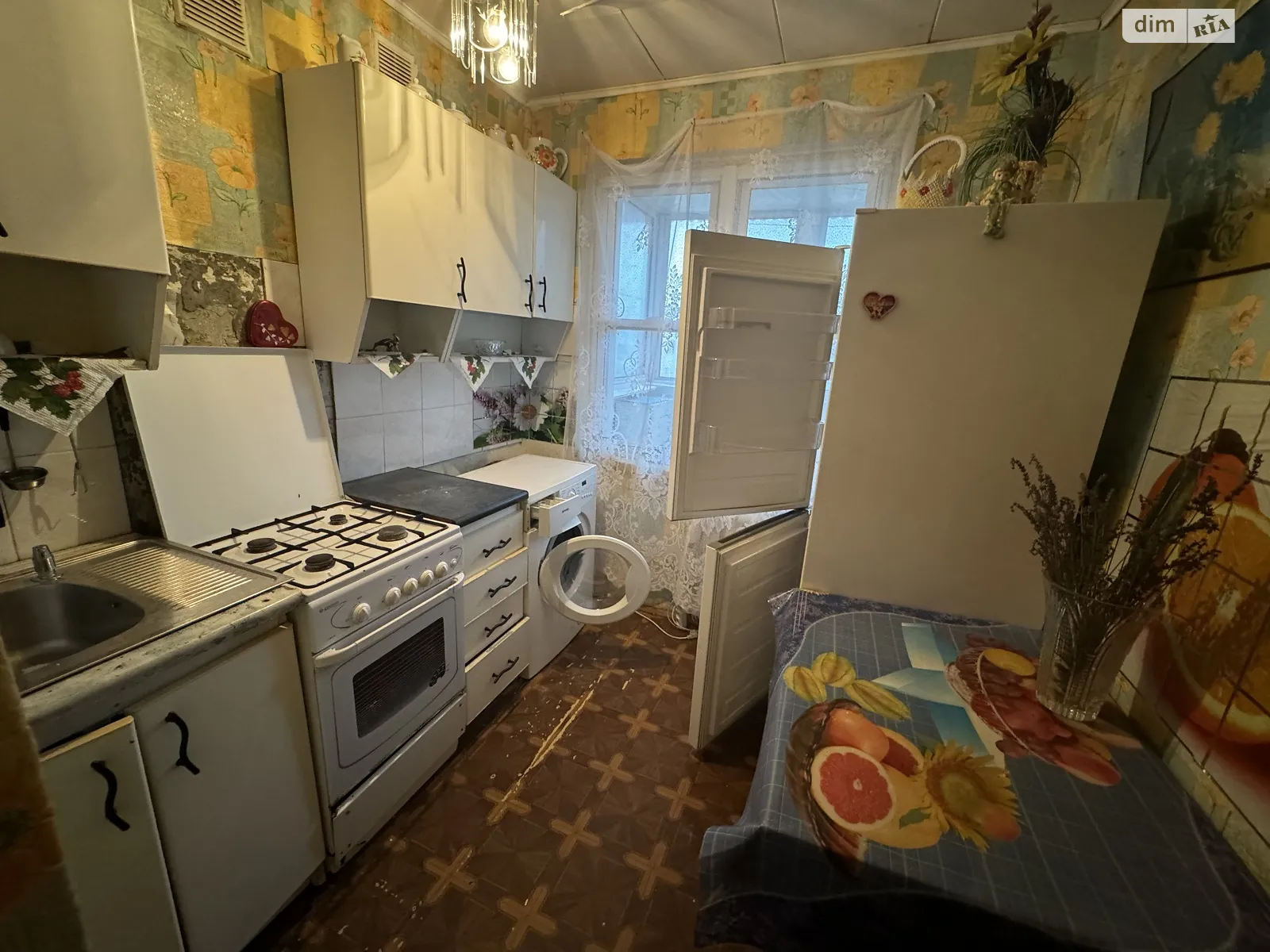 Продається 3-кімнатна квартира 61.8 кв. м у Одесі, вул. Радісна, 25 - фото 1