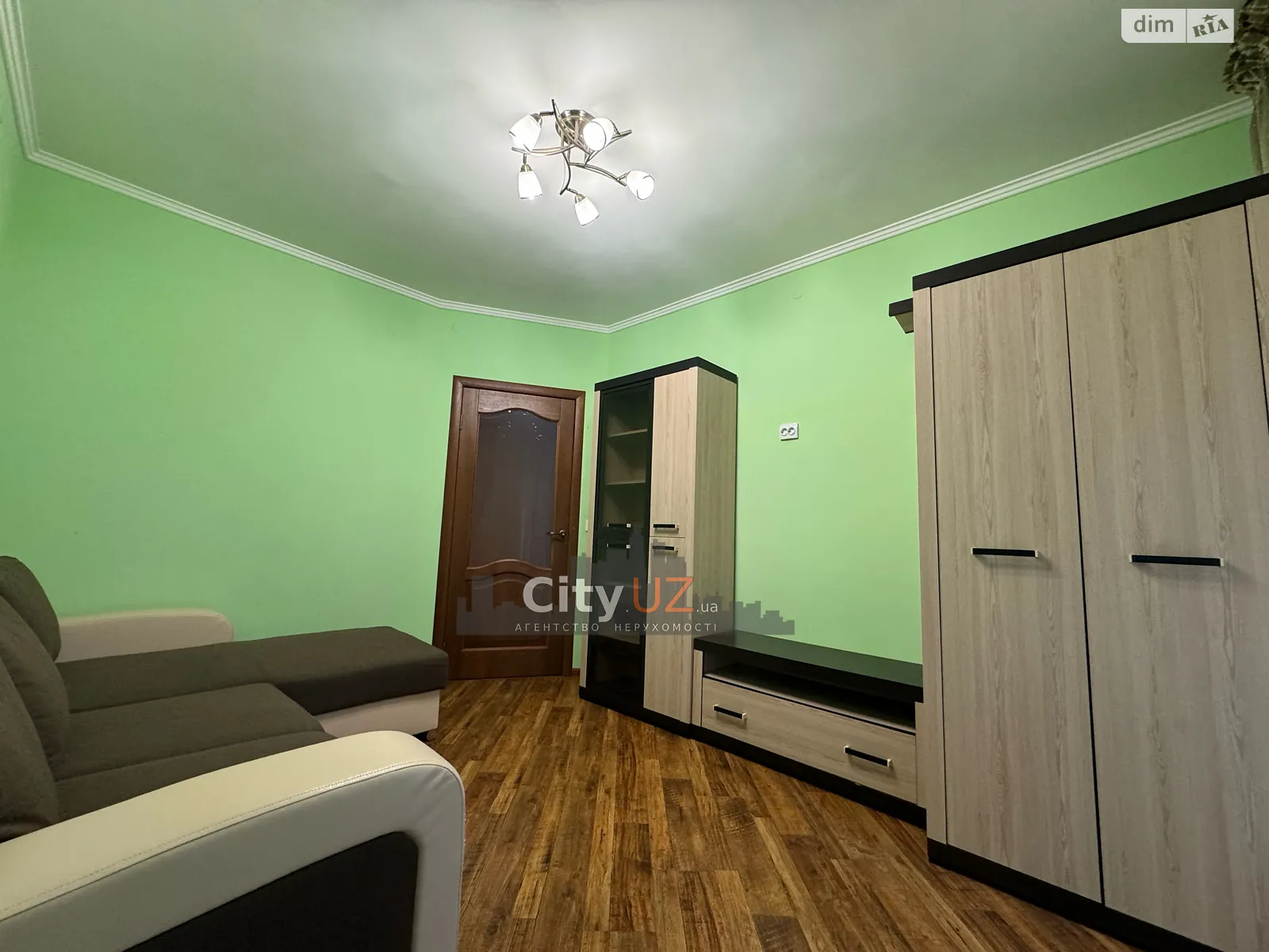 Продается 2-комнатная квартира 46 кв. м в Ужгороде, цена: 74000 $ - фото 1