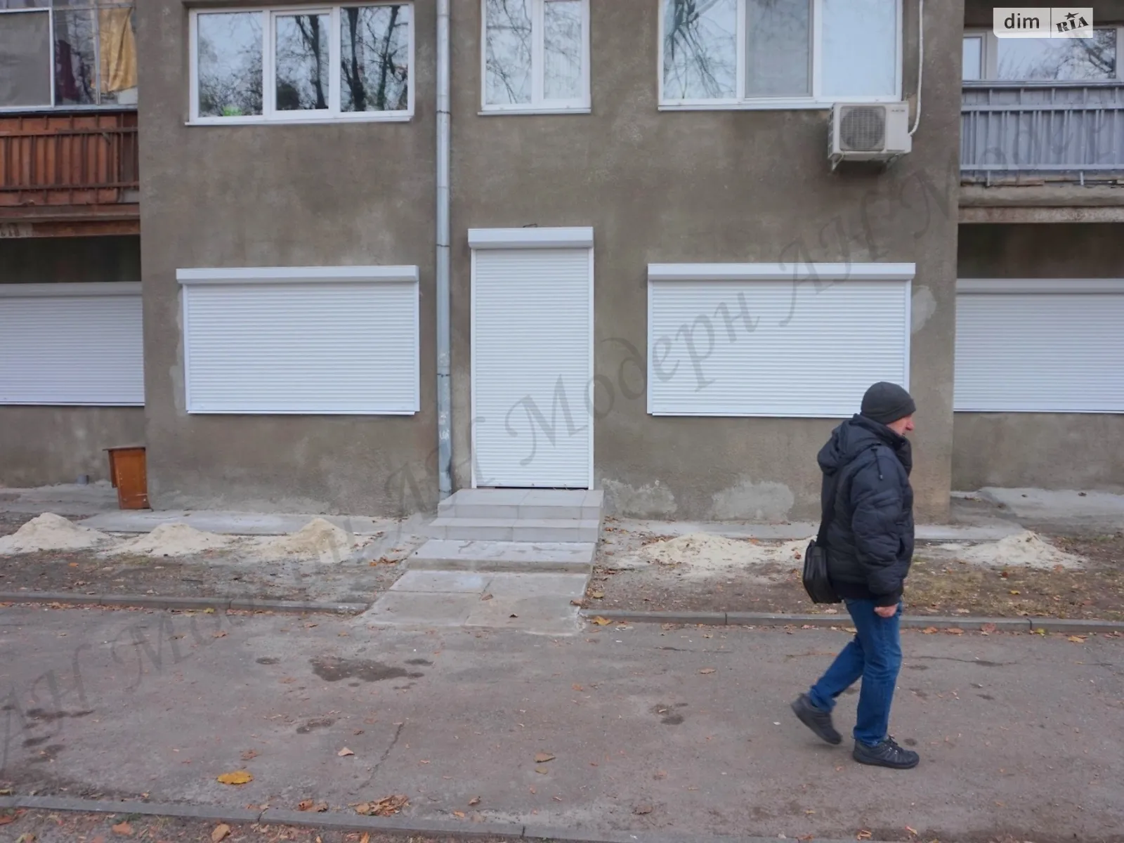 Продається офіс 101 кв. м в бізнес-центрі, цена: 70000 $ - фото 1