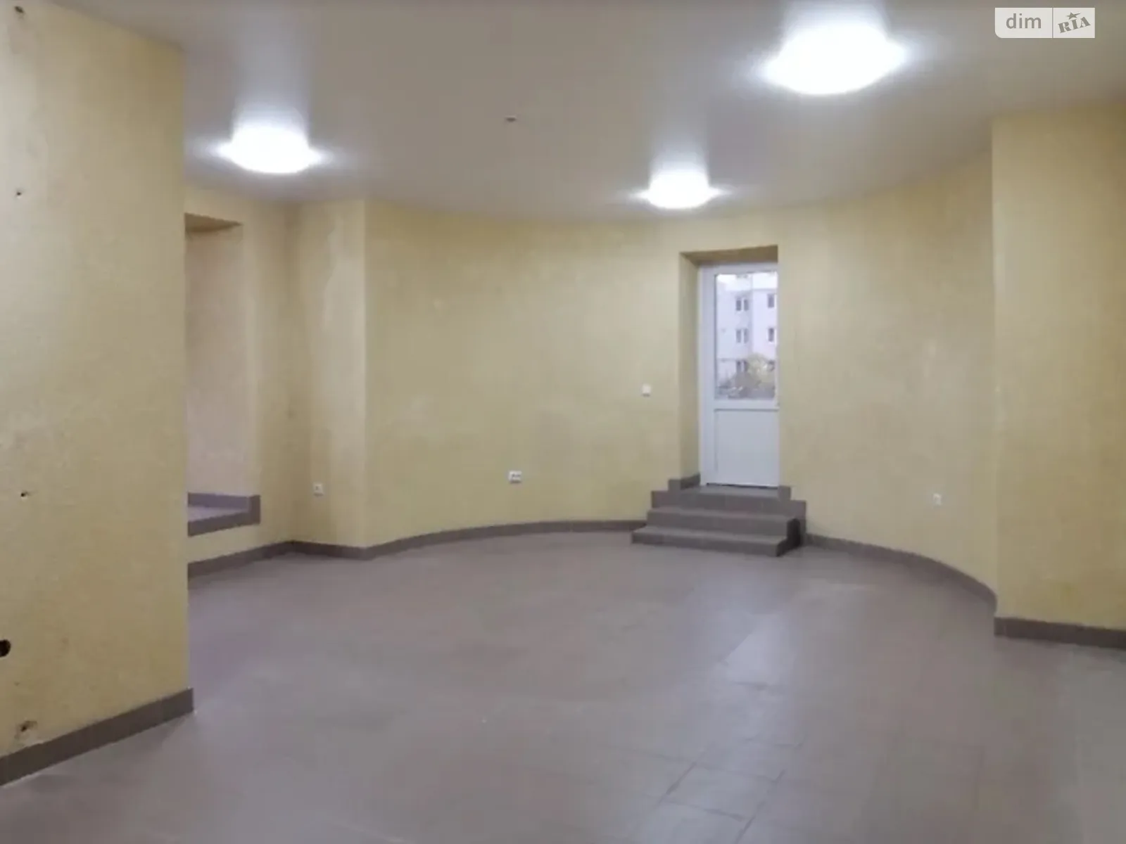 Продается помещения свободного назначения 51 кв. м в 6-этажном здании, цена: 45000 $ - фото 1