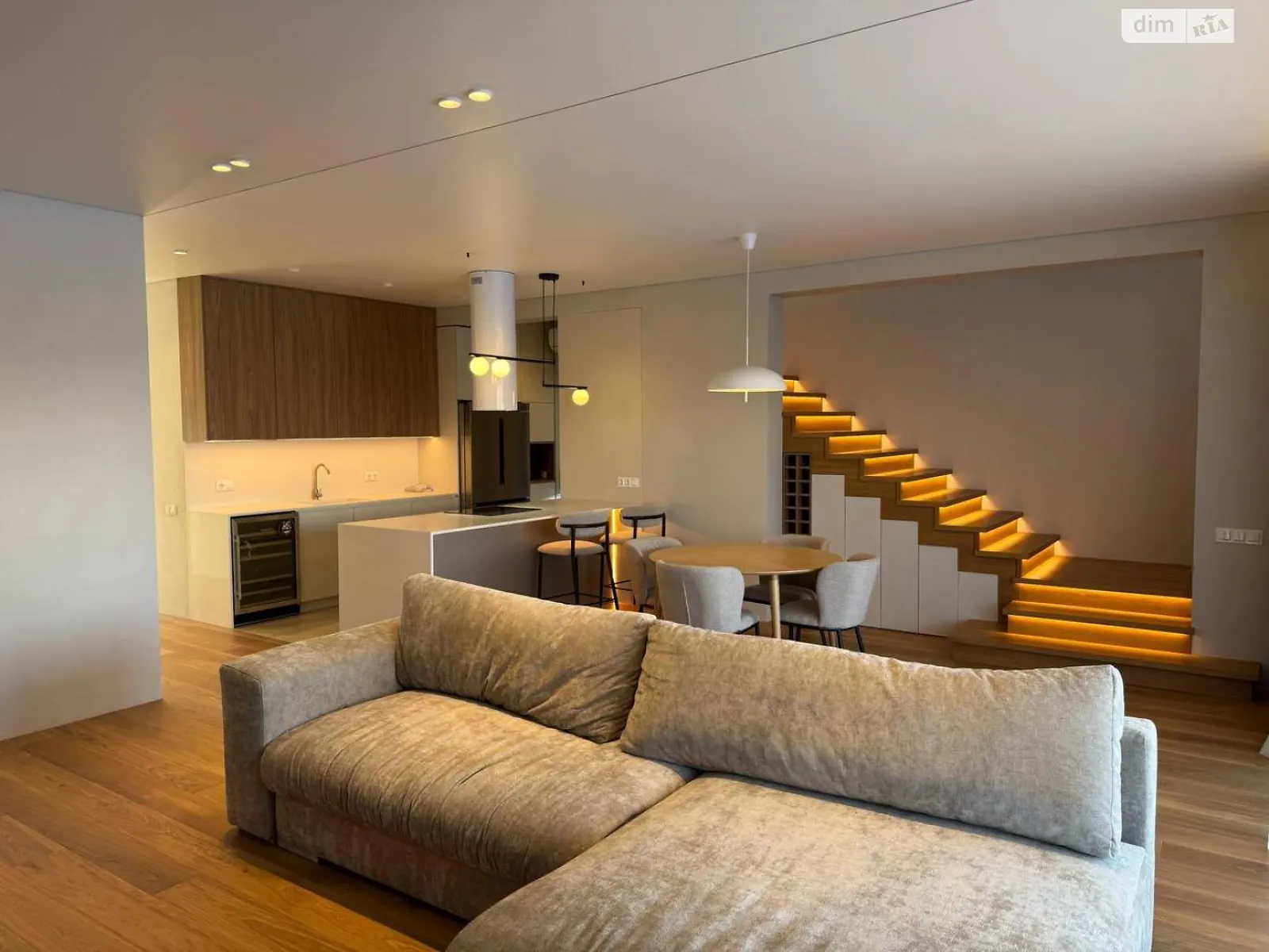 Продається будинок 2 поверховий 178 кв. м з верандою, цена: 418300 $ - фото 1