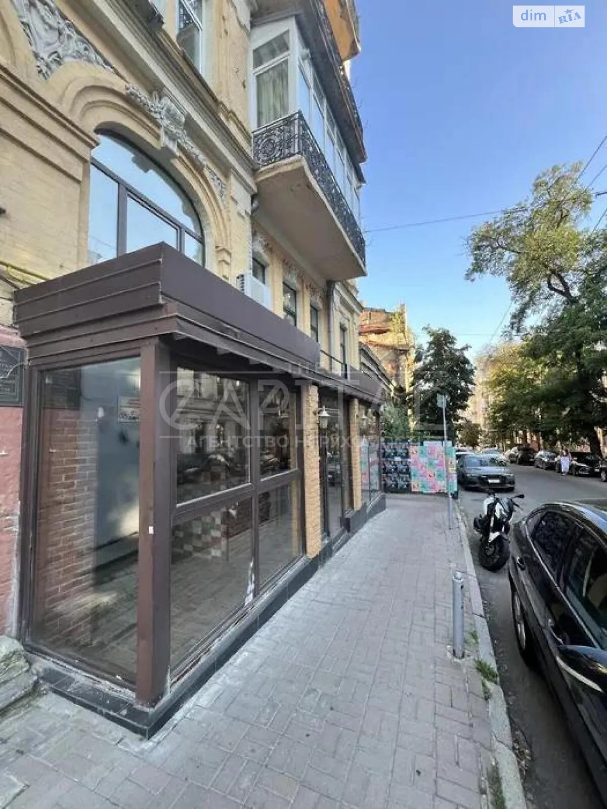Здається в оренду приміщення вільного призначення 135 кв. м в 4-поверховій будівлі, цена: 1750 $ - фото 1