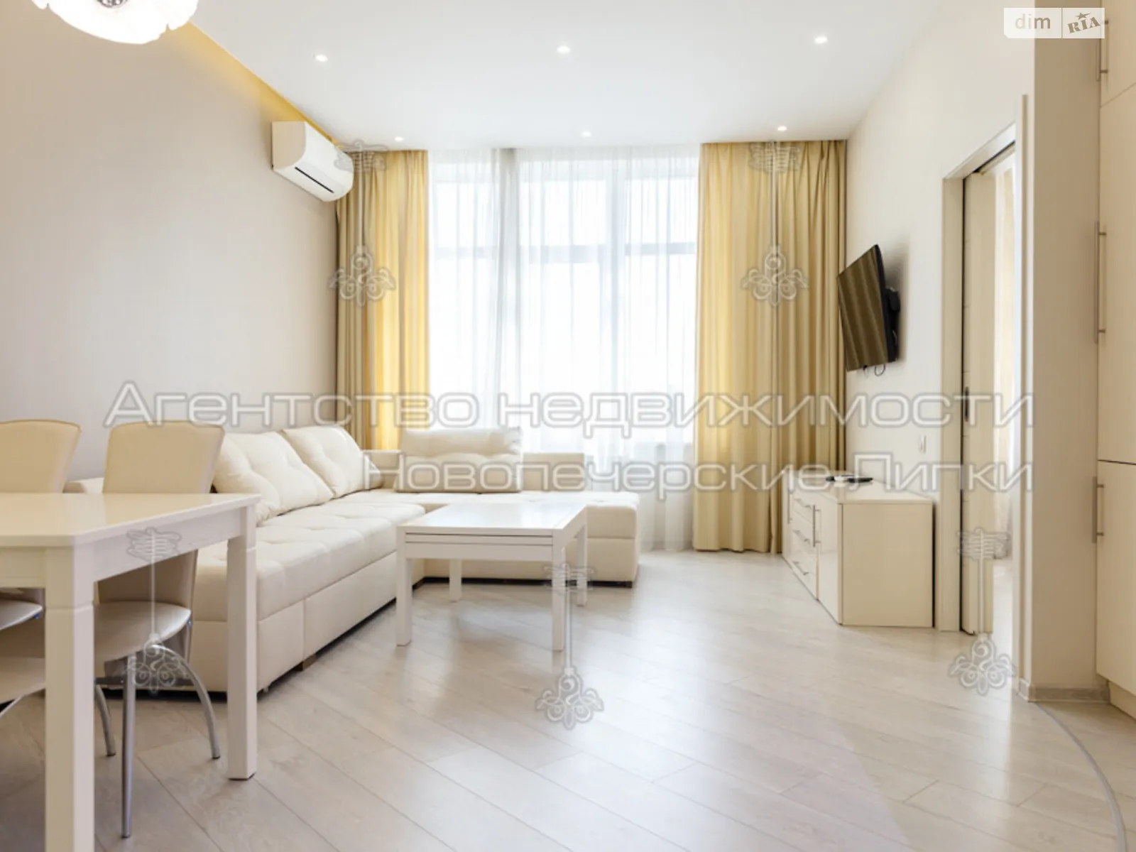 Сдается в аренду 2-комнатная квартира 55 кв. м в, цена: 1000 $ - фото 1