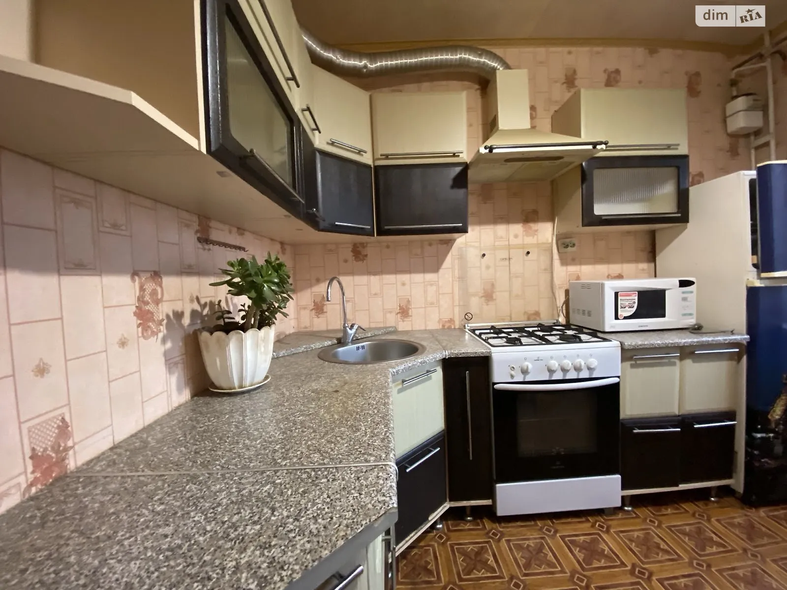 Продается 3-комнатная квартира 66 кв. м в Днепре, ул. Гидропарковая, 9 - фото 1