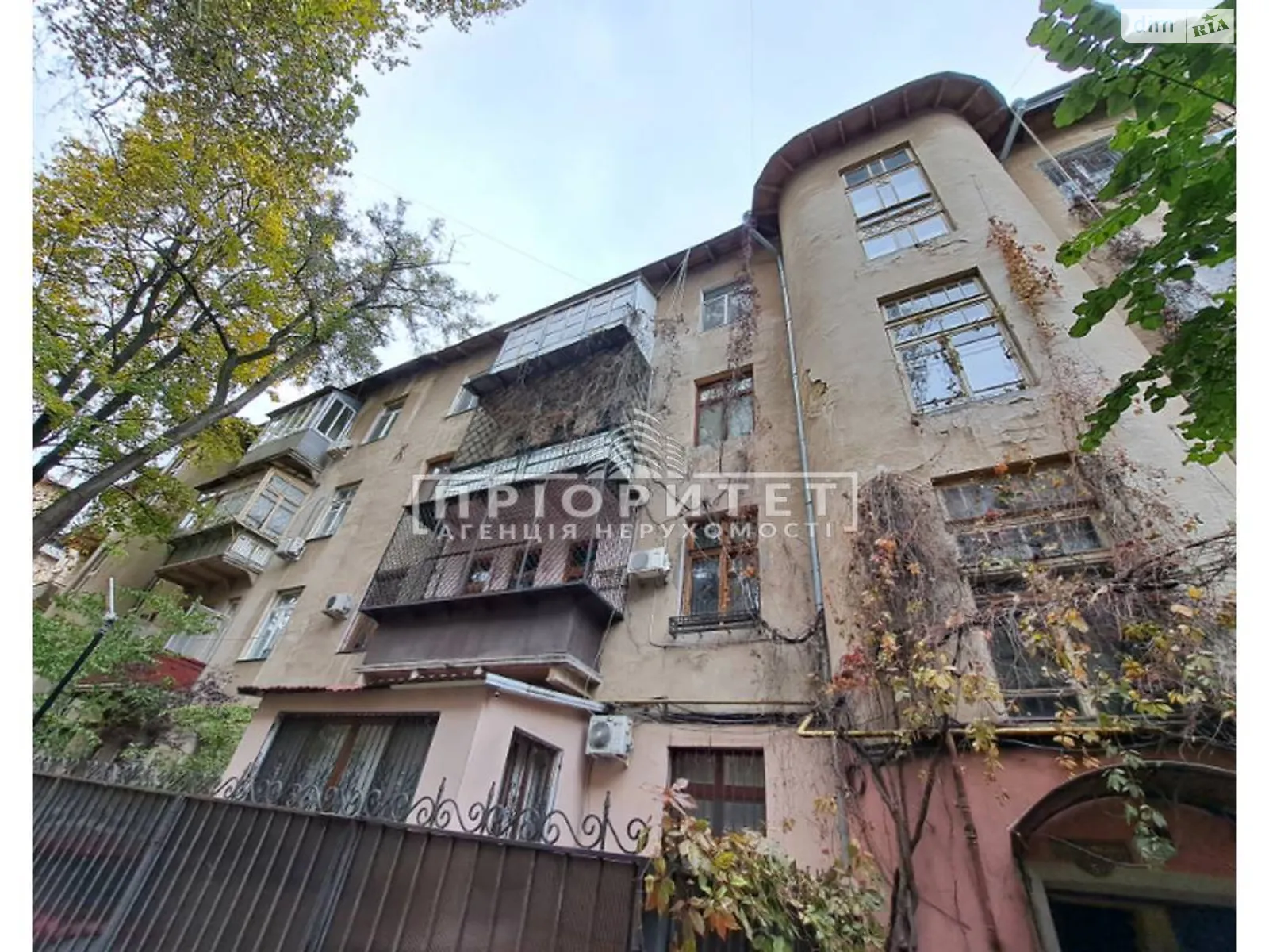 Продається 3-кімнатна квартира 96 кв. м у Одесі, вул. Пироговська - фото 1