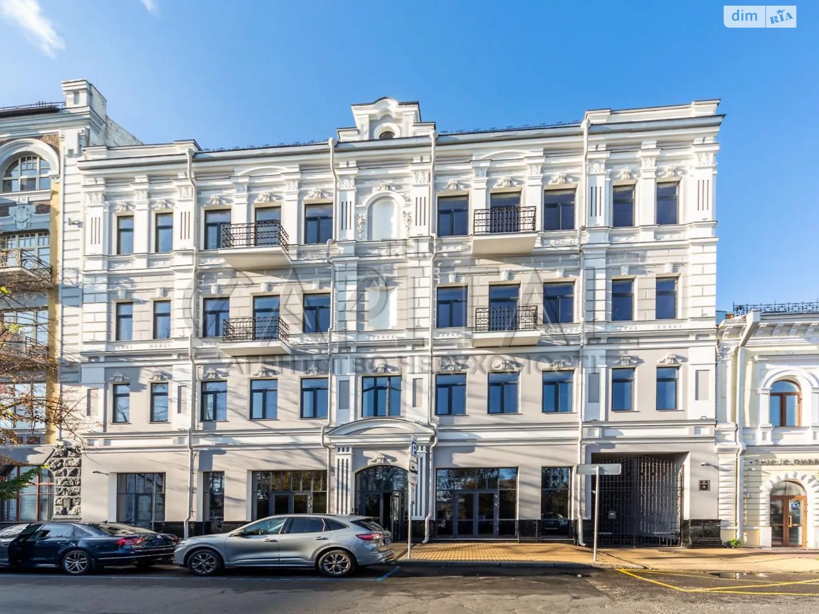 Продается помещения свободного назначения 2460 кв. м в 5-этажном здании, цена: 12500000 $ - фото 1