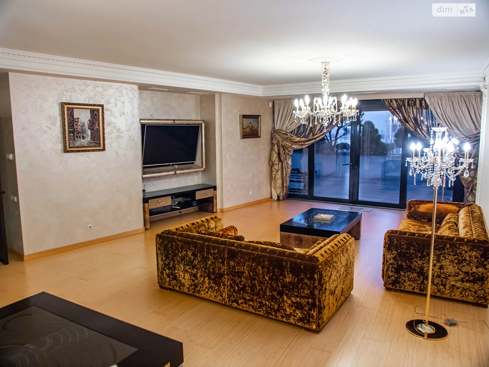 Сдается в аренду 3-комнатная квартира 232.4 кв. м в Днепре, ул. Вернадского Владимира, 35Т - фото 1