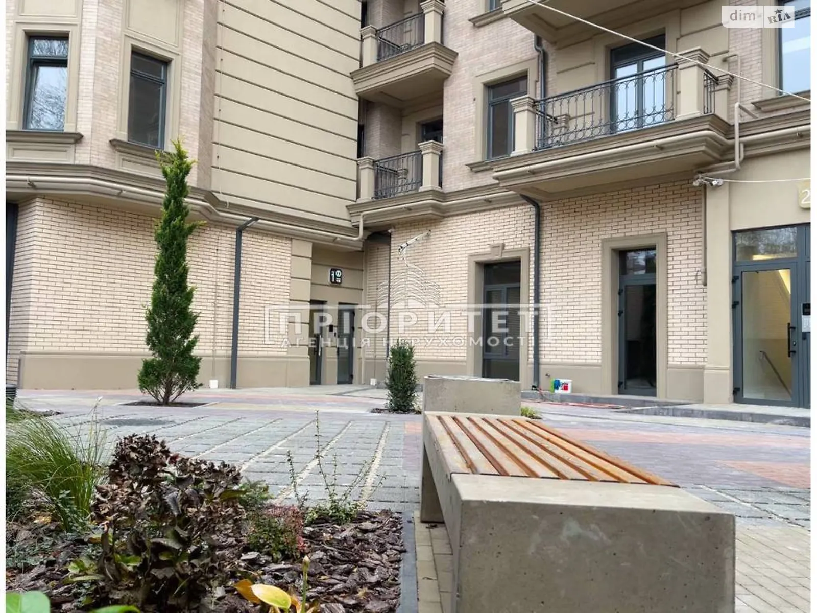 Продається 2-кімнатна квартира 71.7 кв. м у Одесі, Фонтанська дор. - фото 1