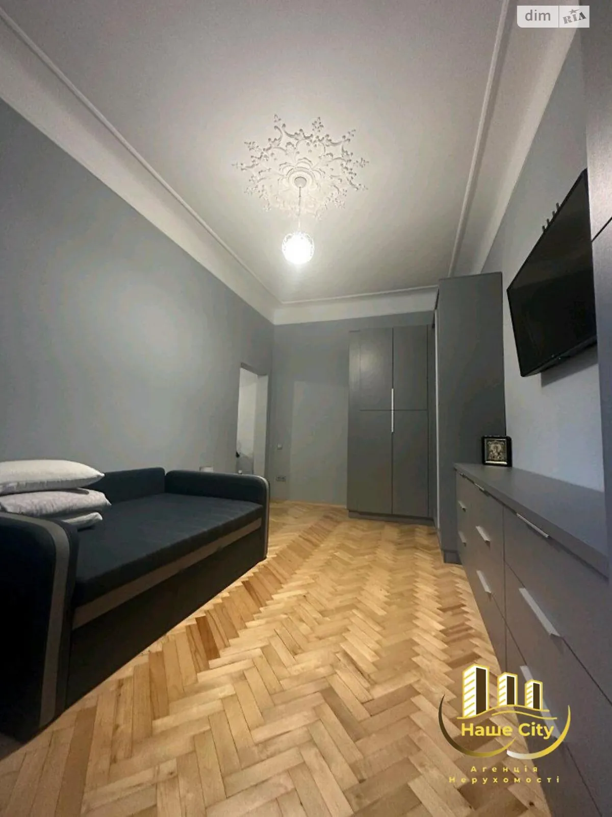 Продається 1-кімнатна квартира 32 кв. м у Львові, вул. Грабовського, 10 - фото 1