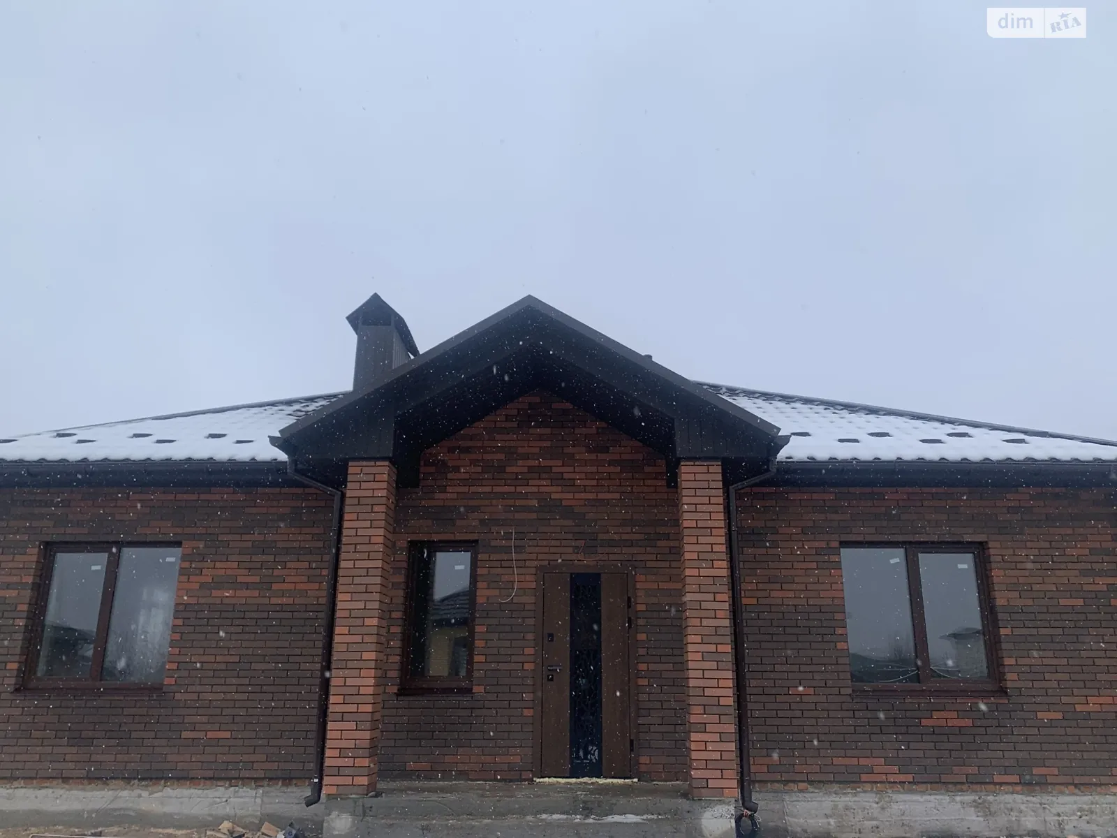 Продается одноэтажный дом 105 кв. м с верандой, цена: 90000 $ - фото 1