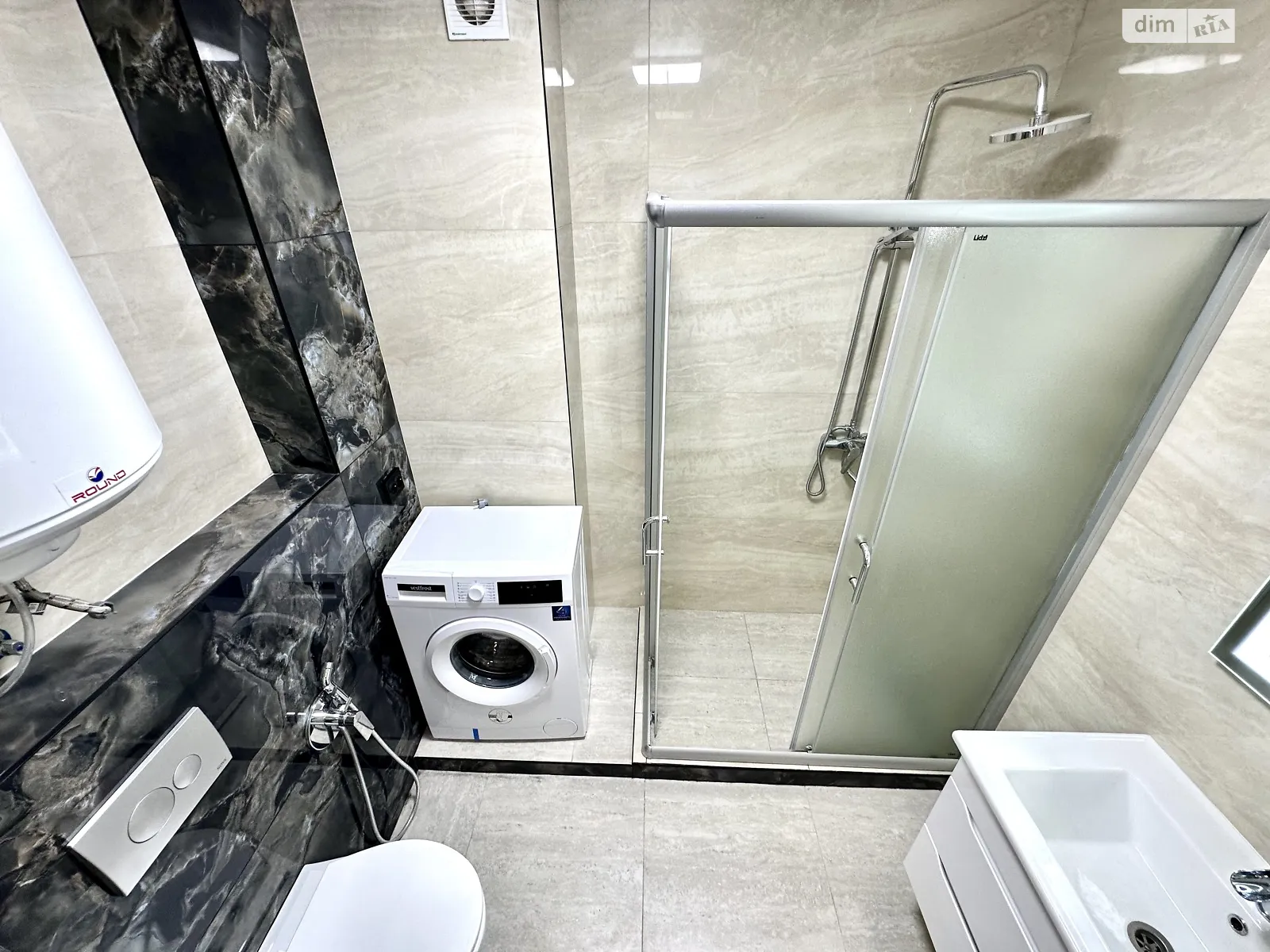 Продается 1-комнатная квартира 36 кв. м в Броварах, ул. Симоненко, 107 - фото 1