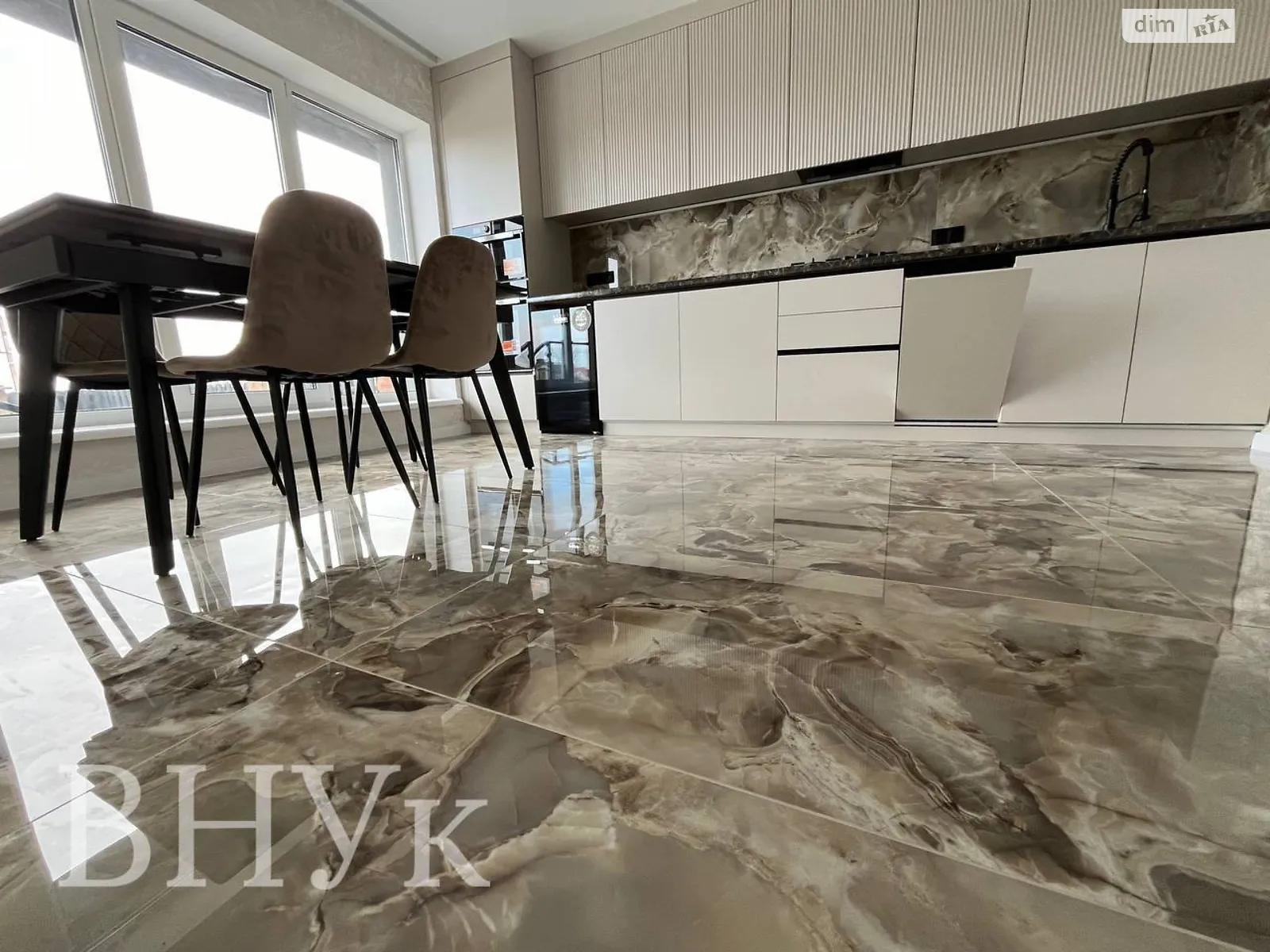 Продається частина будинку 145 кв. м з садом, цена: 139000 $ - фото 1