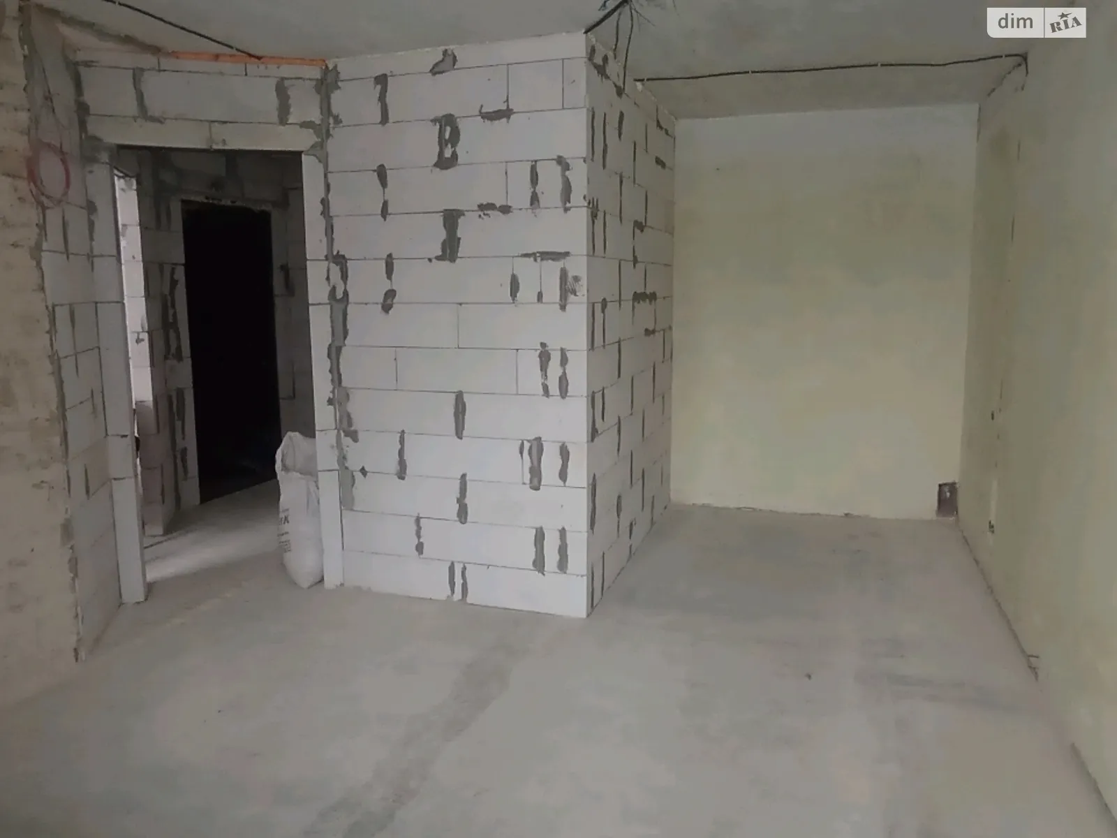 Продается 1-комнатная квартира 33.3 кв. м в Святопетровское, ул. Центральная(Петровского), 140 - фото 1
