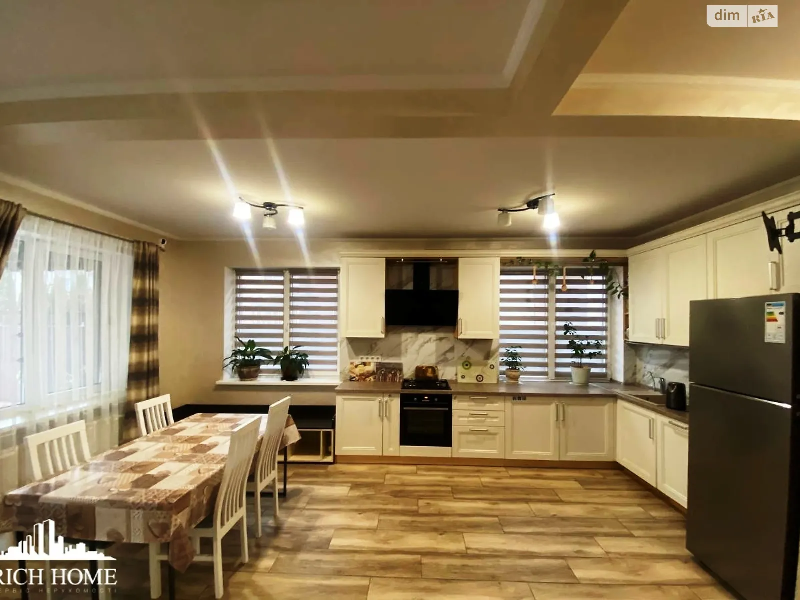 Продается дом на 2 этажа 151.8 кв. м с беседкой, цена: 280000 $ - фото 1