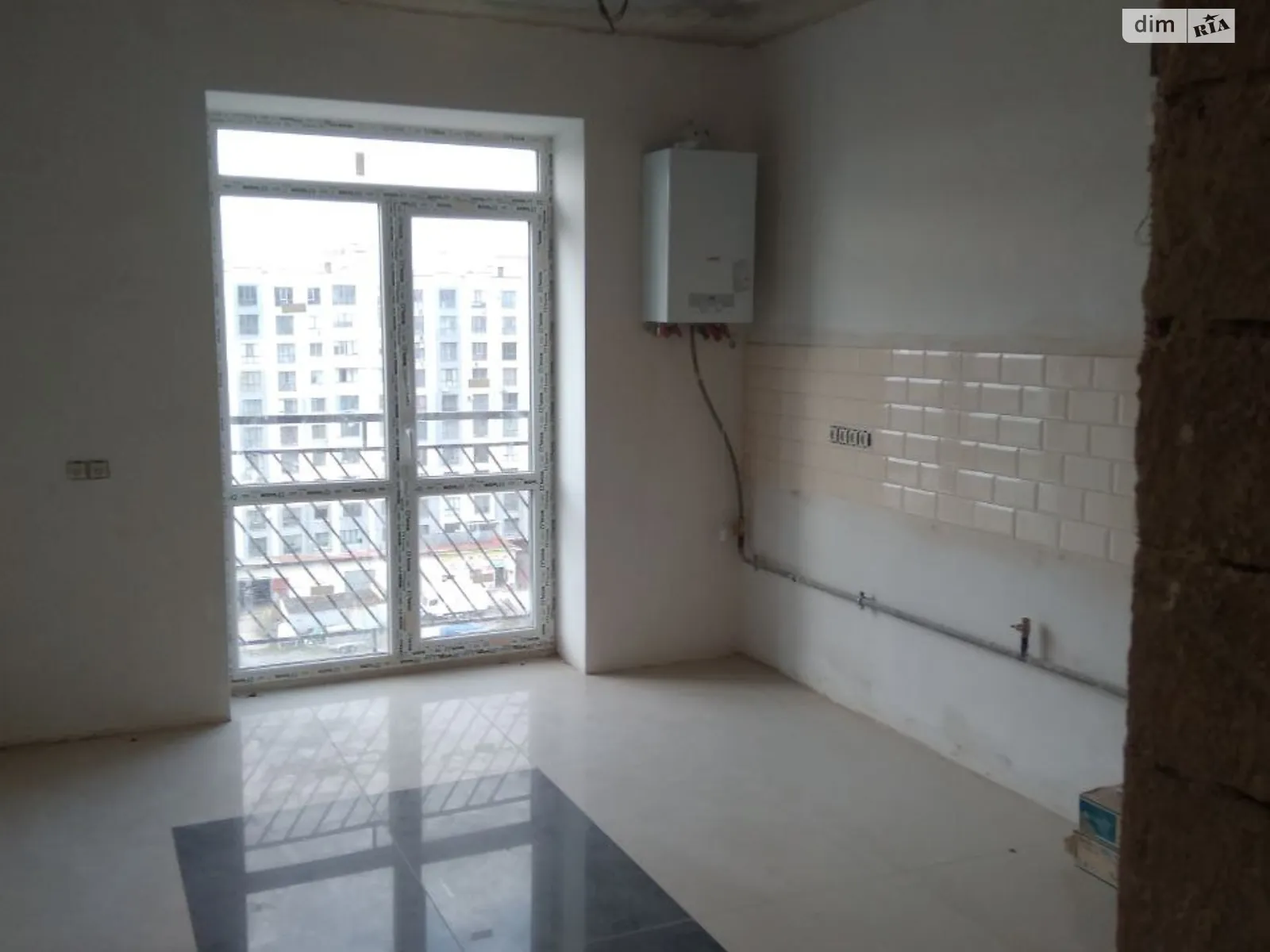Продается 3-комнатная квартира 86.5 кв. м в Криховцах, ул. Довженко А., 39 - фото 1