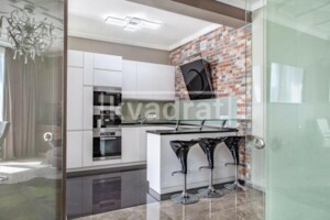 Долгосрочная аренда квартиры, Киев, р‑н. Новое строение, ст.м. Олимпийская, Саксаганского улица, дом 37К