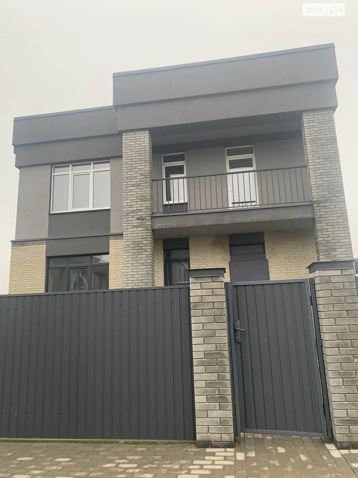 Продается дом на 2 этажа 152 кв. м с балконом, цена: 95000 $ - фото 1