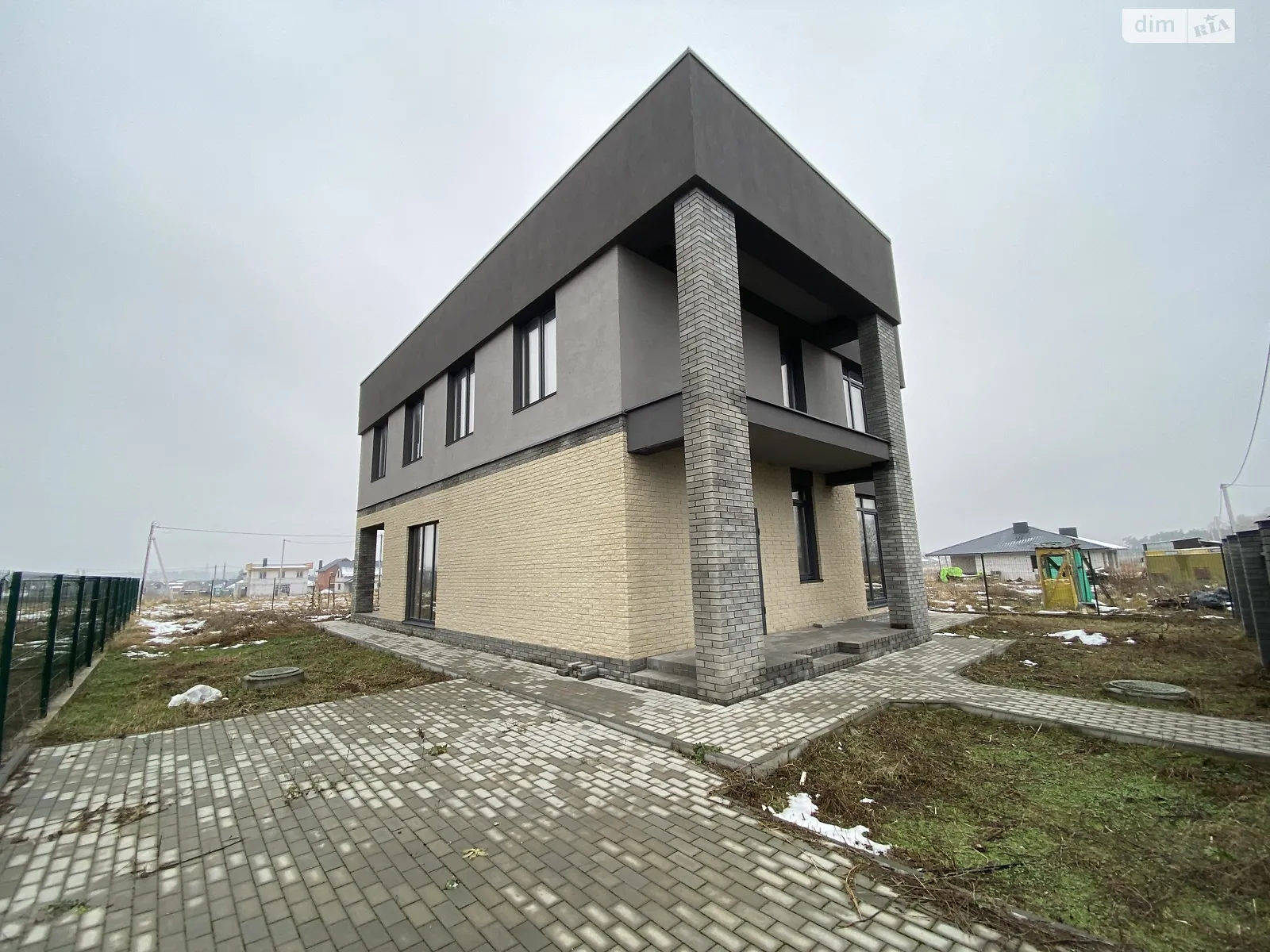 Продається будинок 2 поверховий 200 кв. м з верандою, цена: 120000 $ - фото 1