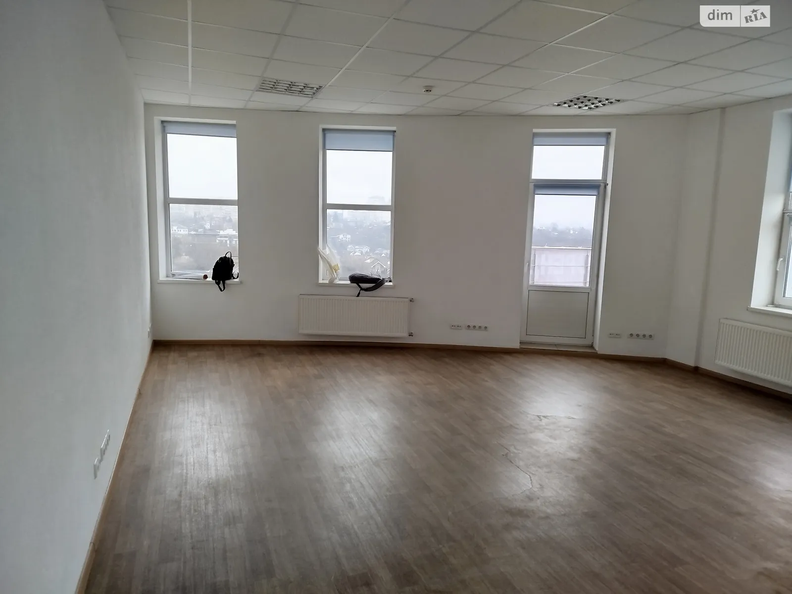 Сдается в аренду офис 200 кв. м в бизнес-центре, цена: 14000 грн - фото 1