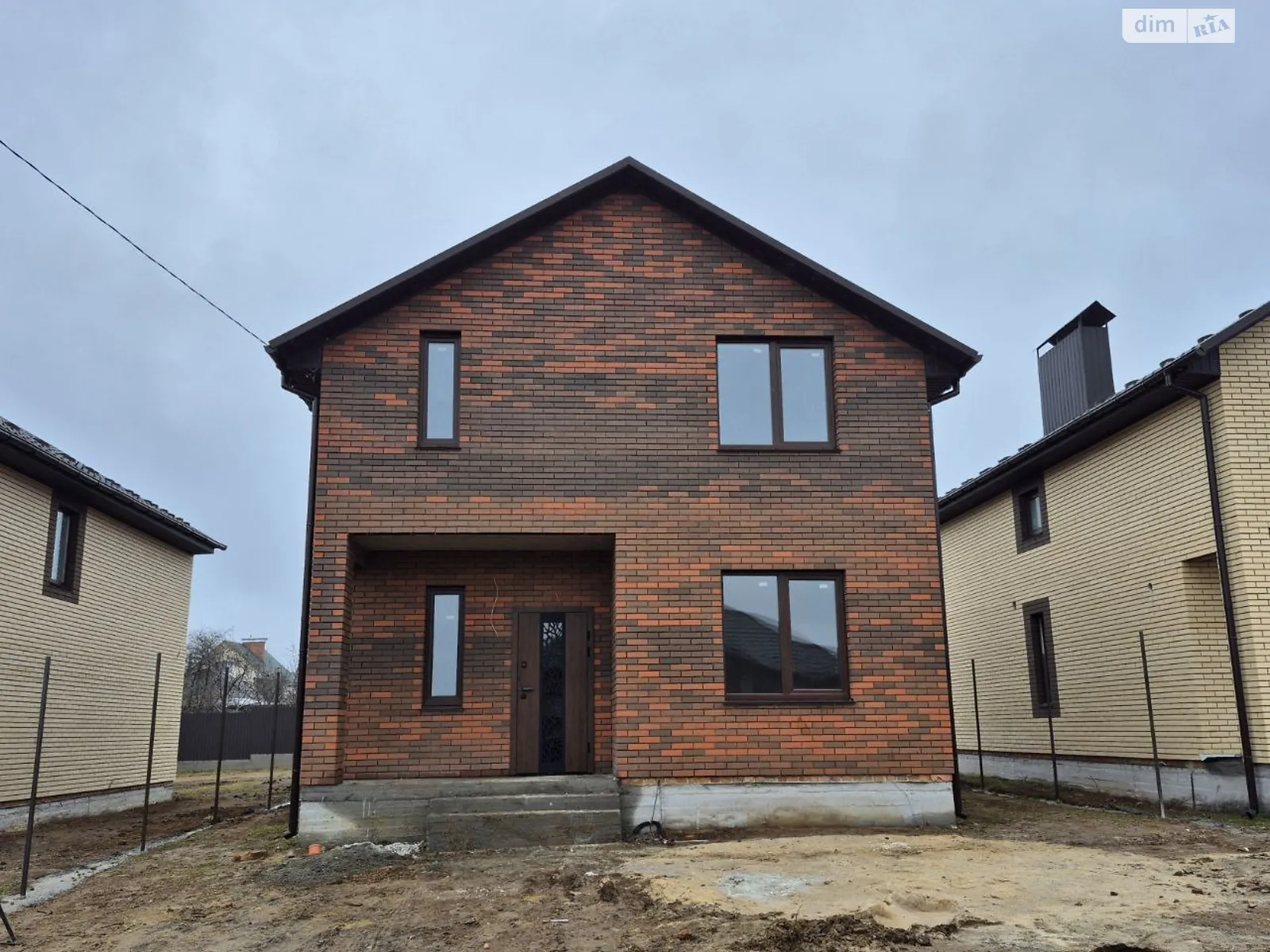 Продается дом на 2 этажа 125 кв. м с террасой, цена: 94000 $ - фото 1