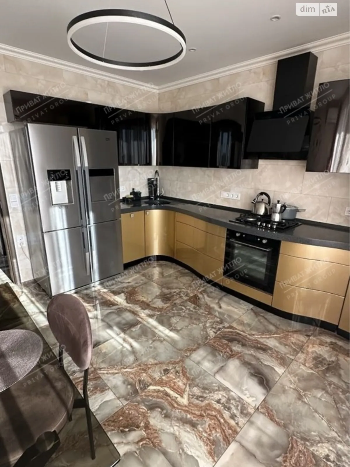 Продается 3-комнатная квартира 111.6 кв. м в Полтаве, Независимости майд. - фото 1