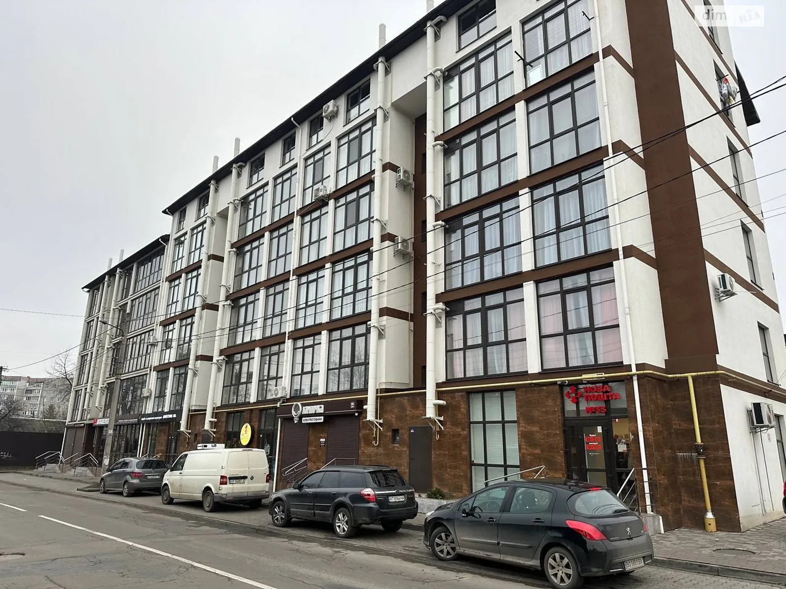 Продається 2-кімнатна квартира 88 кв. м у Івано-Франківську, вул. Миру, 58В - фото 1