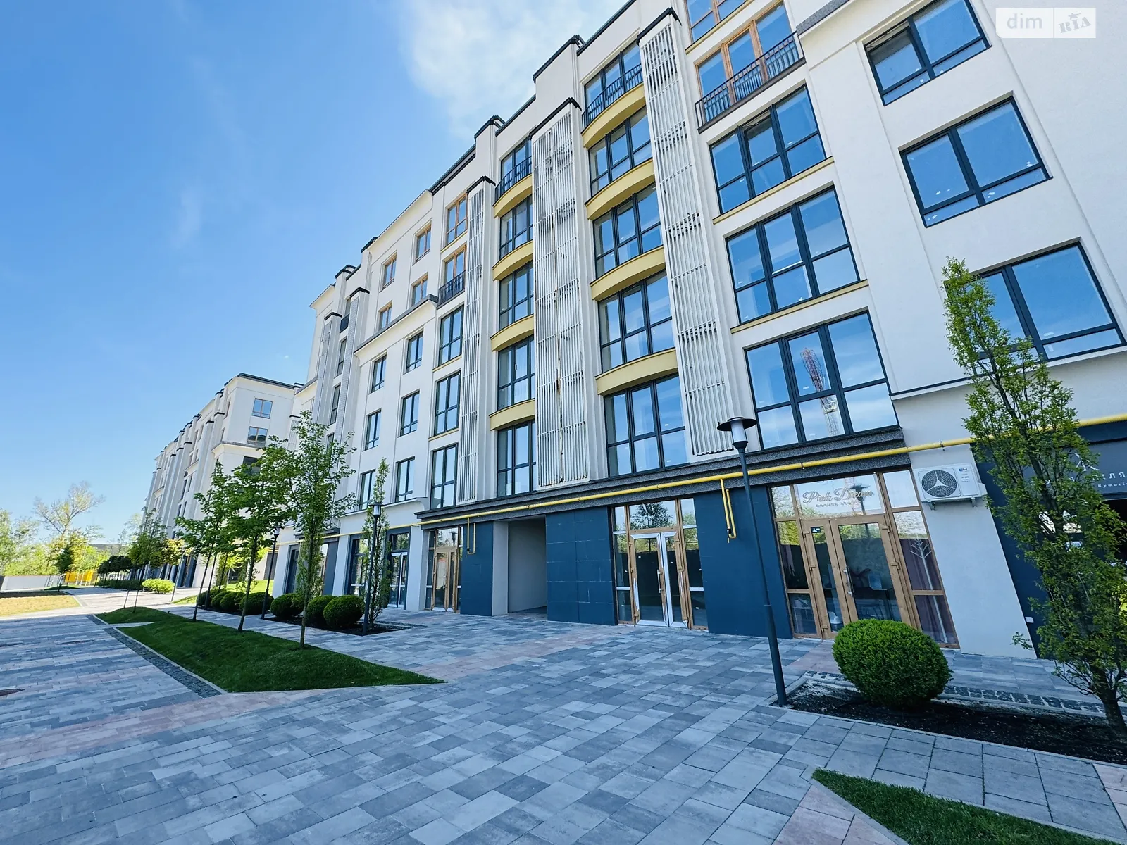 Продается 1-комнатная квартира 39.9 кв. м в Ирпене, ул. Николая Сингаевского(Новооскольская), 2Б/3 - фото 1