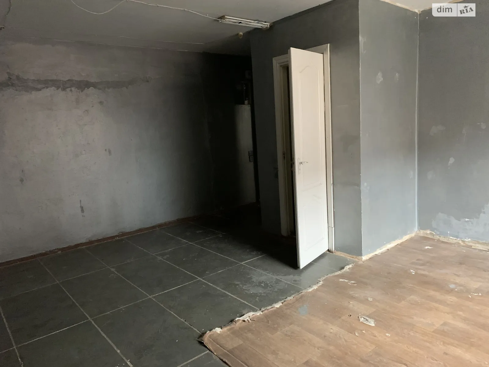 Продается помещения свободного назначения 70 кв. м в 5-этажном здании, цена: 49000 $ - фото 1