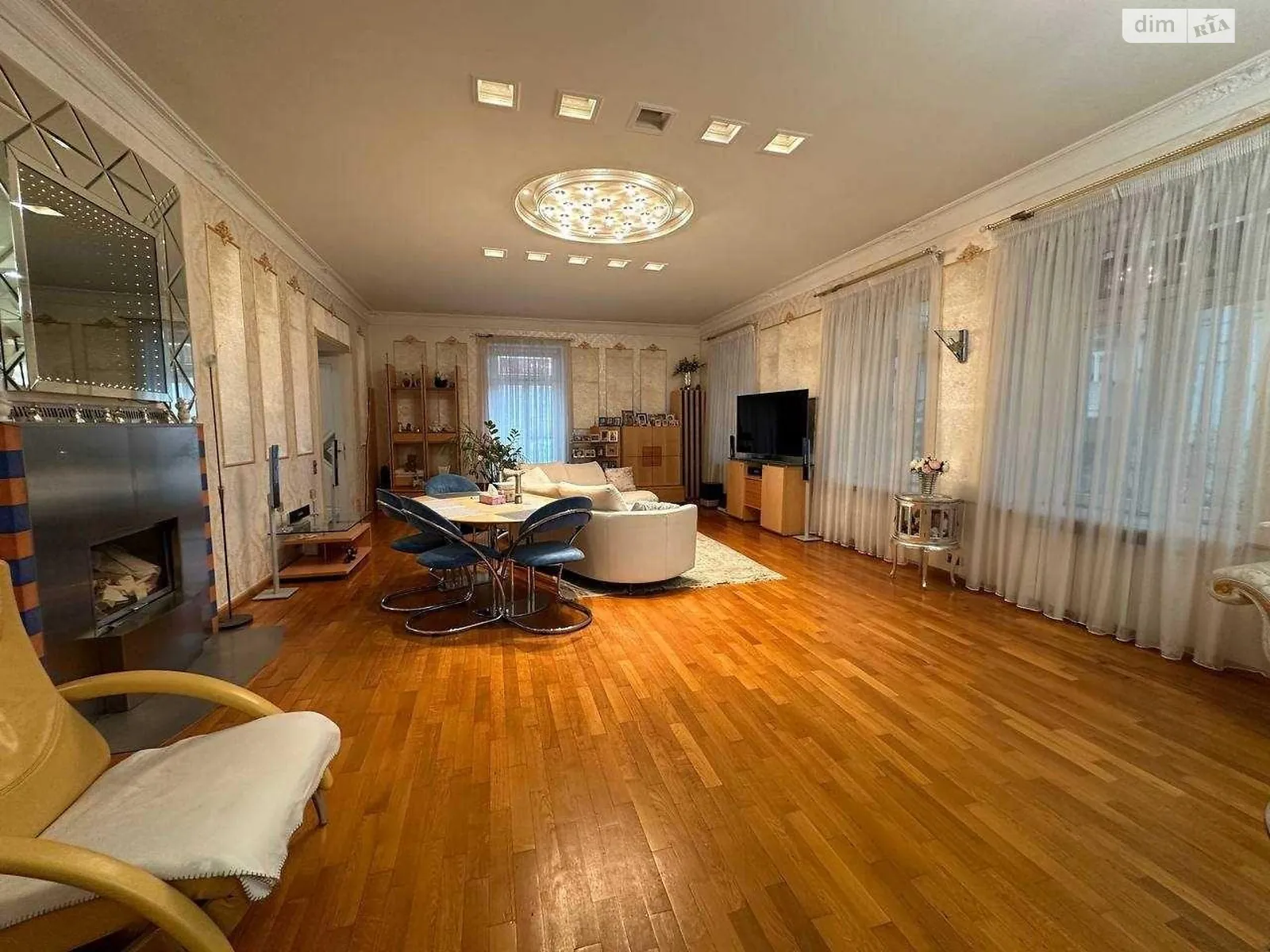 Здається в оренду офіс 171.1 кв. м в бізнес-центрі, цена: 2500 $ - фото 1