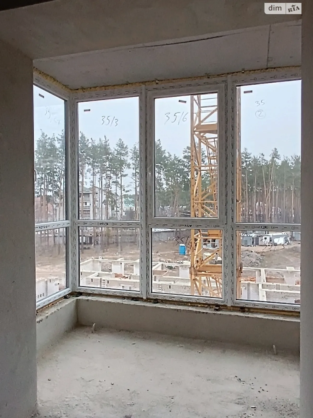 Продается 2-комнатная квартира 52 кв. м в Гостомеле, ул. Соборная, 2 - фото 1