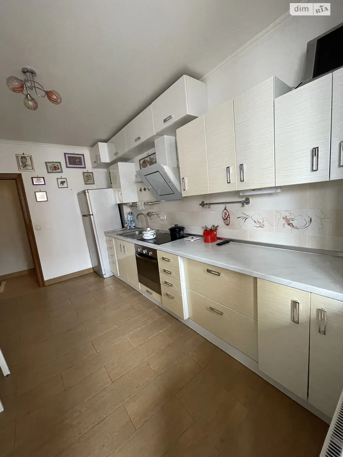 Сдается в аренду 2-комнатная квартира 70 кв. м в Одессе, мас. Радужный, 6 - фото 1