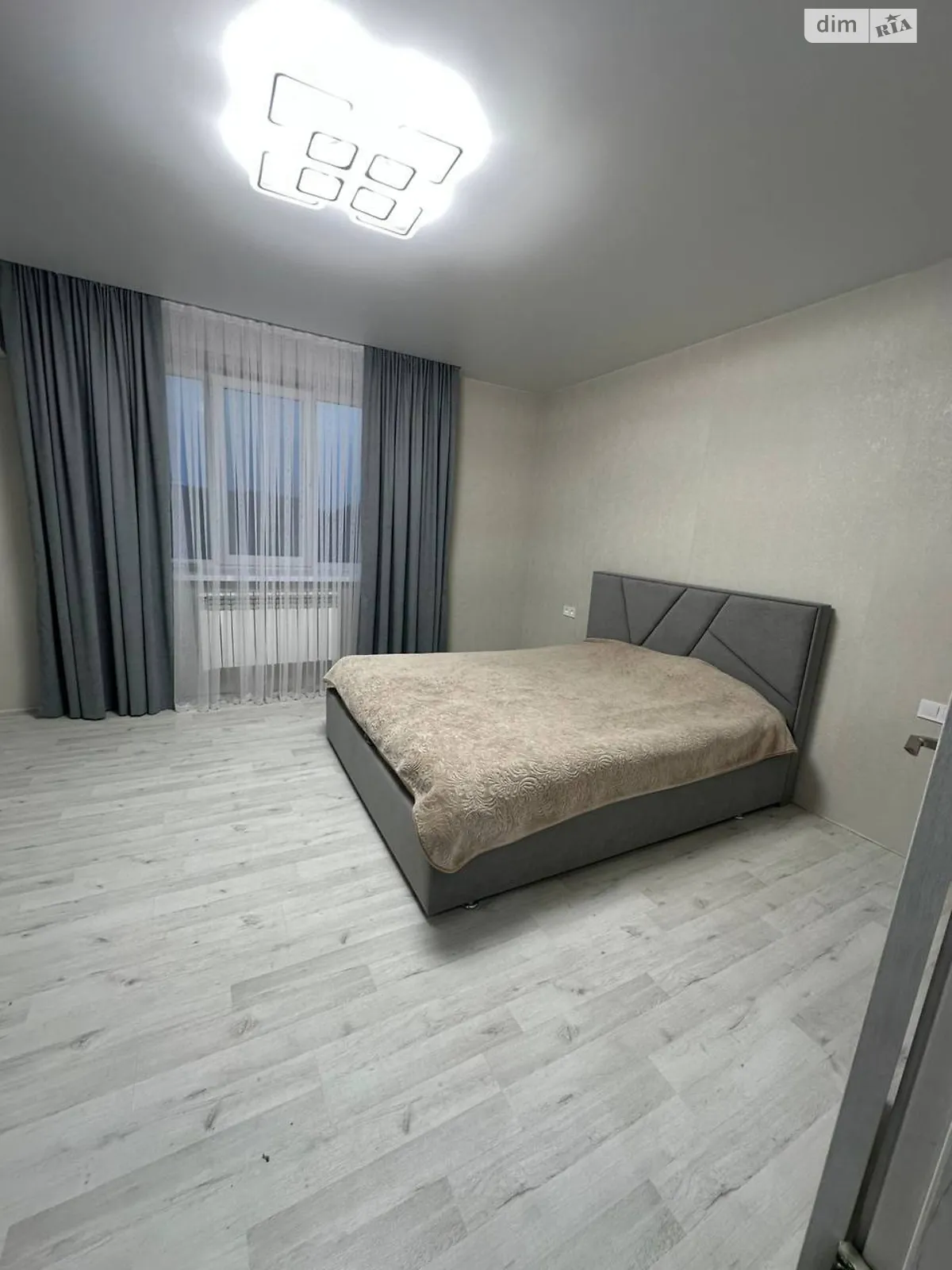 Продается 1-комнатная квартира 49 кв. м в Виннице, ул. Николаевская, 33 - фото 1