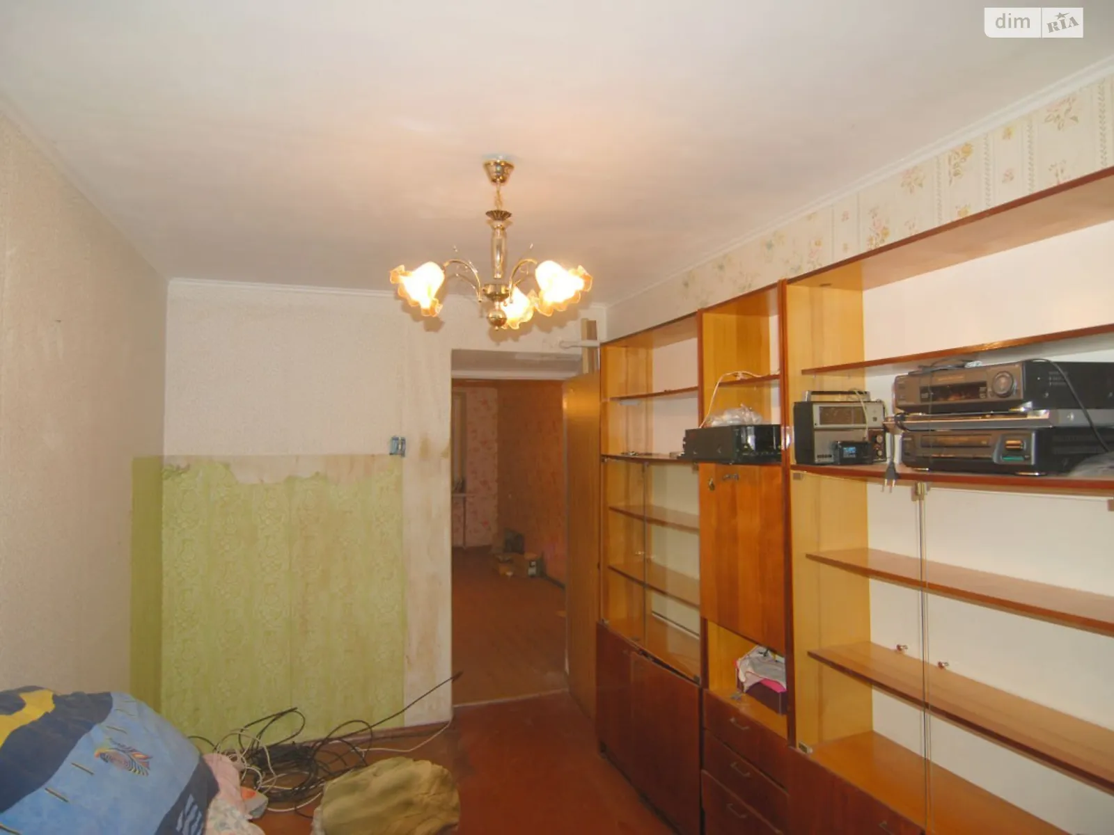 Продається 3-кімнатна квартира 60.9 кв. м у Дніпрі, мас. Червоний Камінь - фото 1