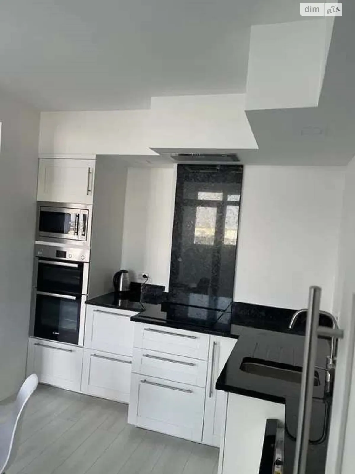 Продается 2-комнатная квартира 63.8 кв. м в Вишневом, вул. Марии Примаченко(Первомайская) - фото 1