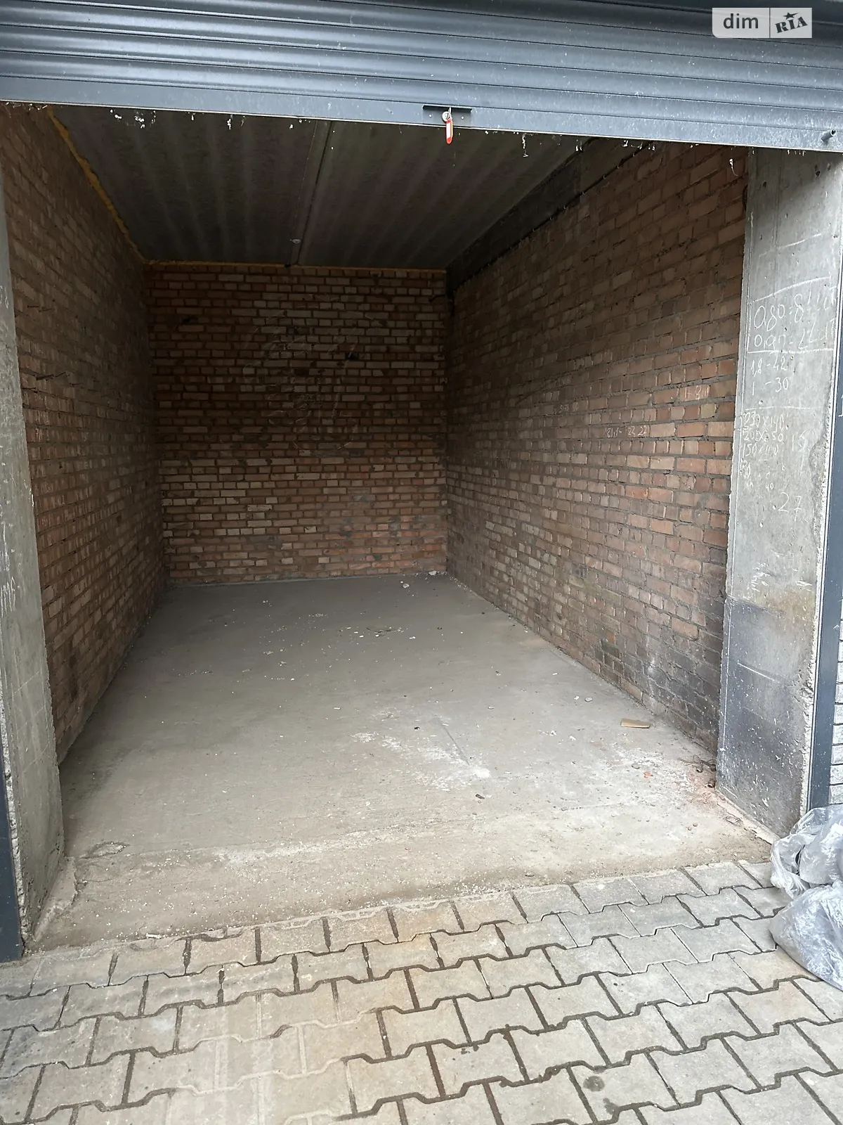 Продається окремий гараж під легкове авто на 16.2 кв. м, цена: 14000 $ - фото 1