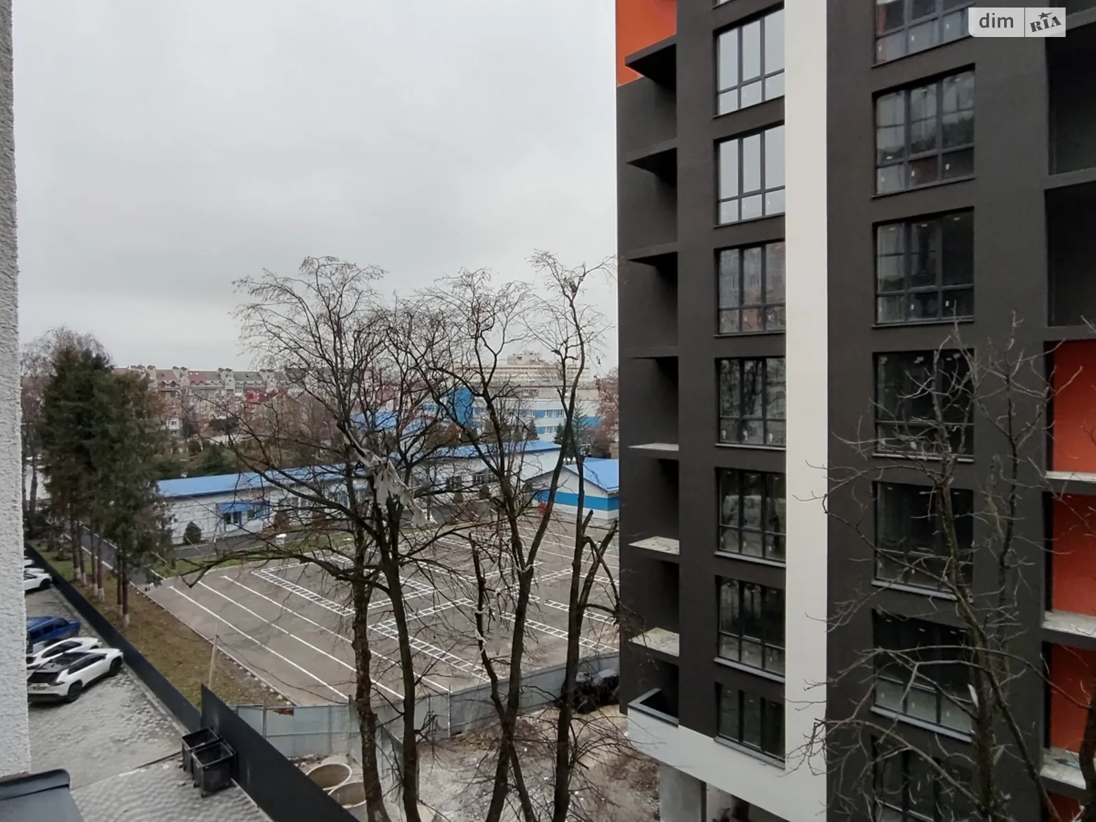 Продается 1-комнатная квартира 42.5 кв. м в Ивано-Франковске, ул. Национальной Гвардии, 3 - фото 1