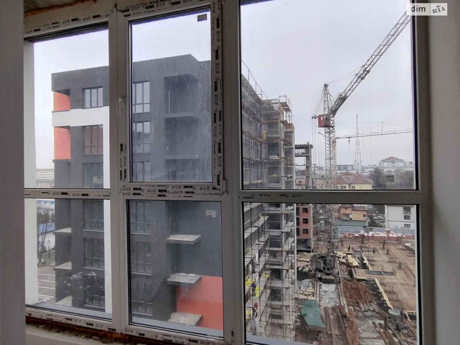 Продается 1-комнатная квартира 46.2 кв. м в Ивано-Франковске, ул. Национальной Гвардии, 3 - фото 1