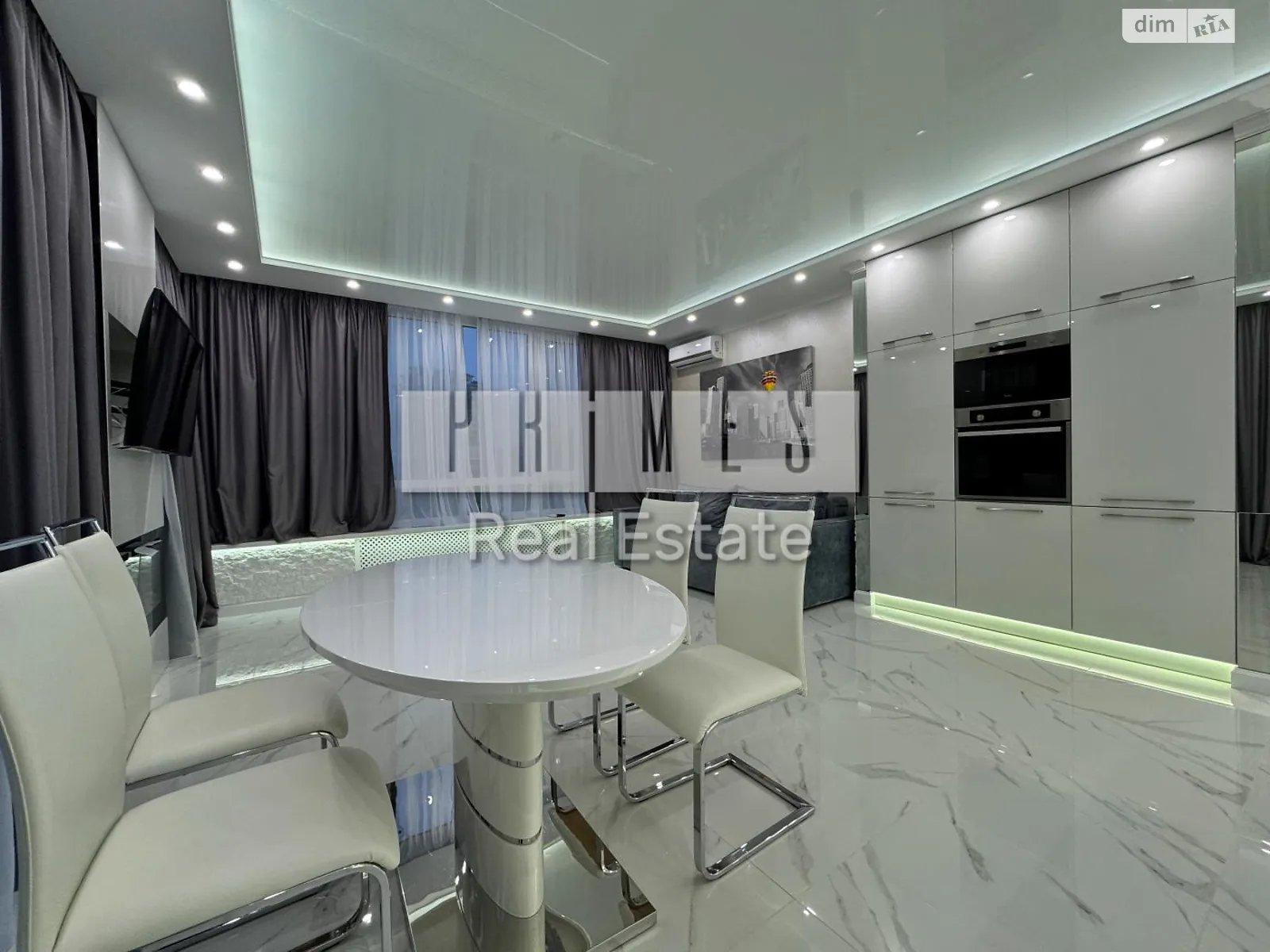 Сдается в аренду 3-комнатная квартира 74 кв. м в Киеве, цена: 1350 $ - фото 1