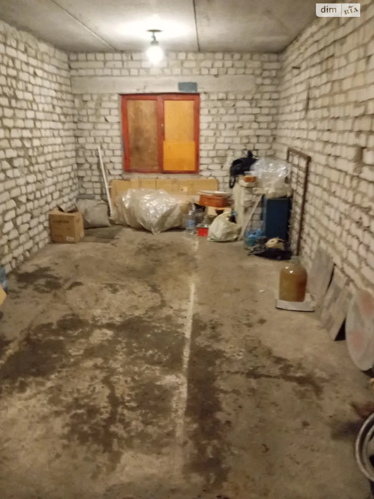 Продається місце в гаражному кооперативі під легкове авто на 18 кв. м, цена: 6000 $ - фото 1