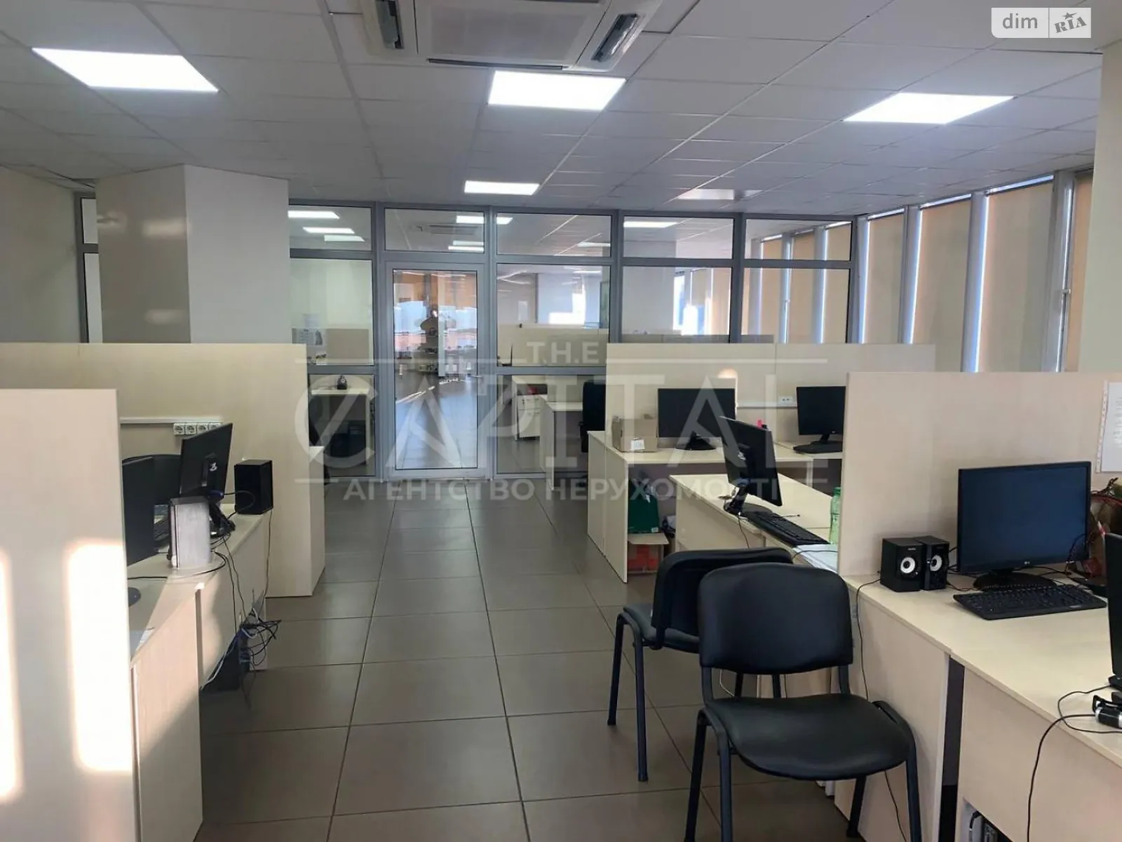 Сдается в аренду офис 400 кв. м в бизнес-центре, цена: 2900 $ - фото 1