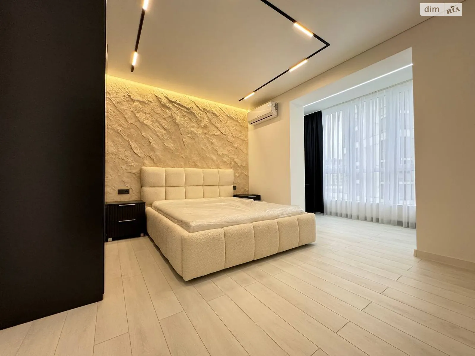 Продается 2-комнатная квартира 67 кв. м в Ивано-Франковске, ул. Гетьмана Ивана Мазепы, 164 - фото 1