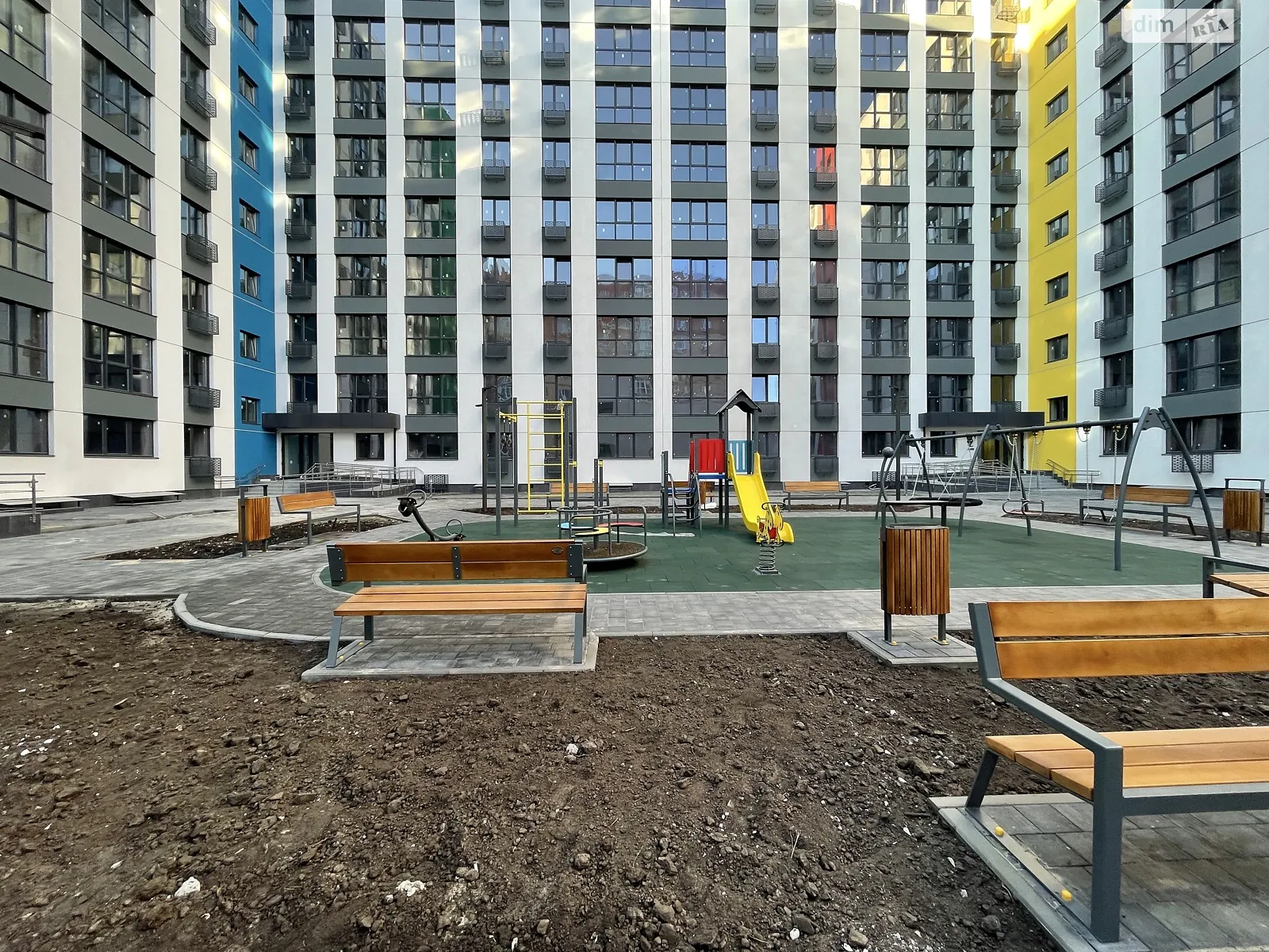 Продается 1-комнатная квартира 56 кв. м в Днепре, Запорожское шоссе, 25 - фото 1