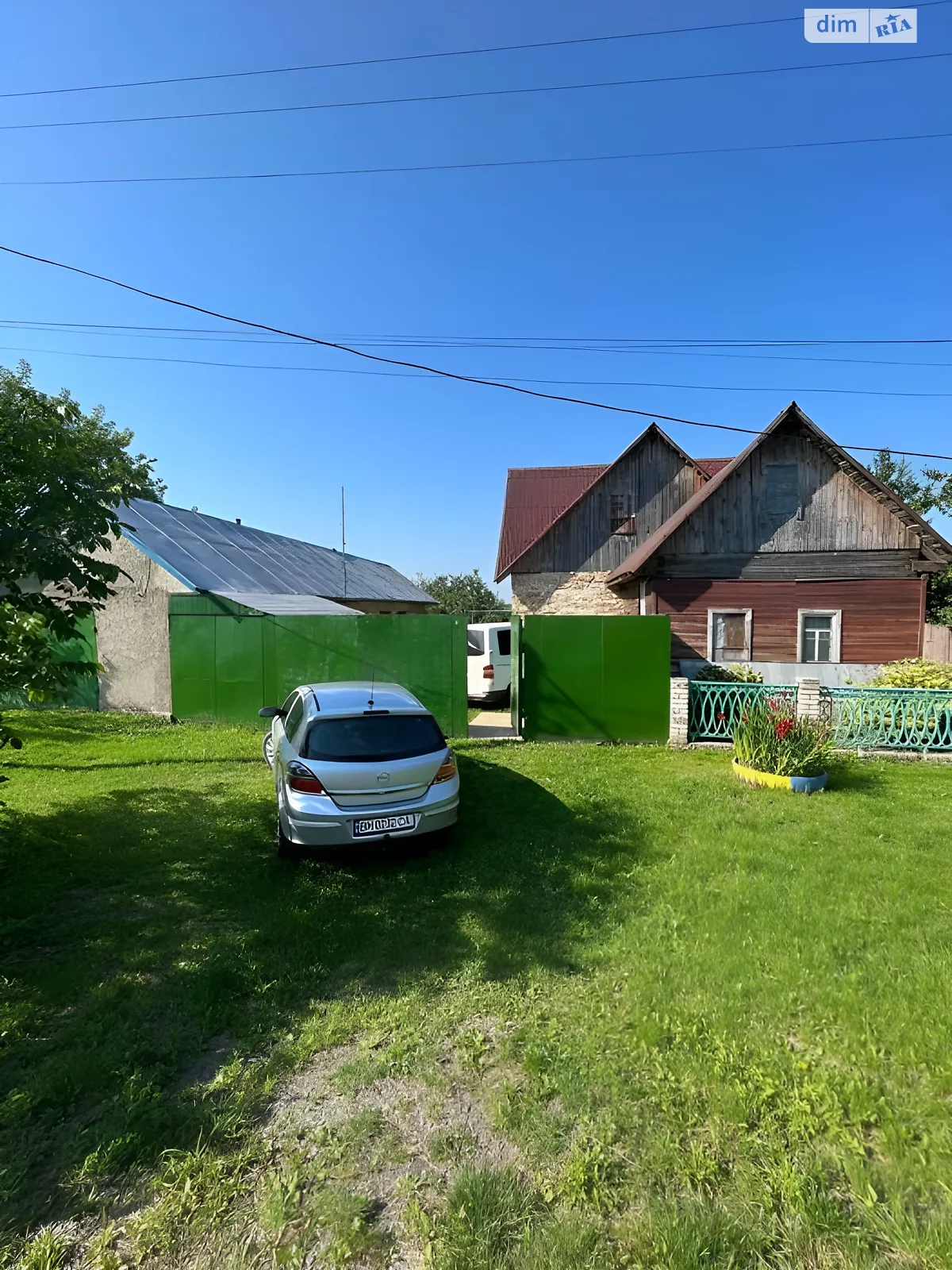 Продается дом на 2 этажа 78 кв. м с участком, цена: 10000 $ - фото 1