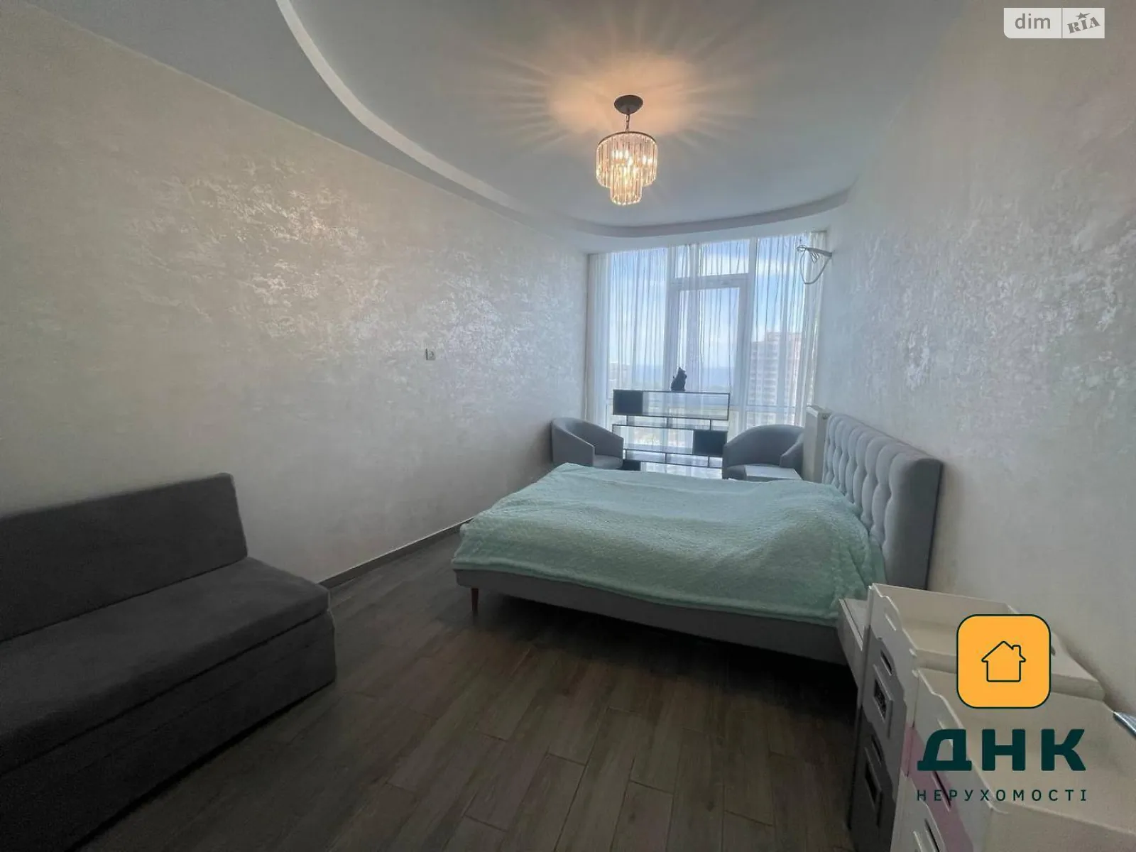 Продается 1-комнатная квартира 43 кв. м в Одессе, ул. Генуэзская, 3А - фото 1