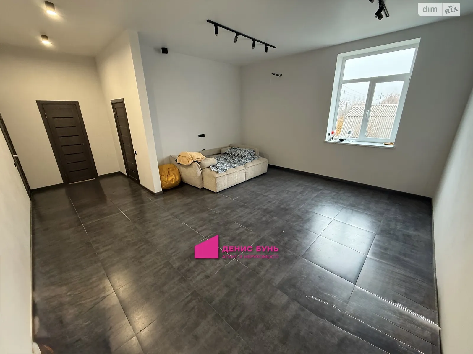 Продается 2-комнатная квартира 58 кв. м в Днепре, ул. Балтийская, 77А - фото 1