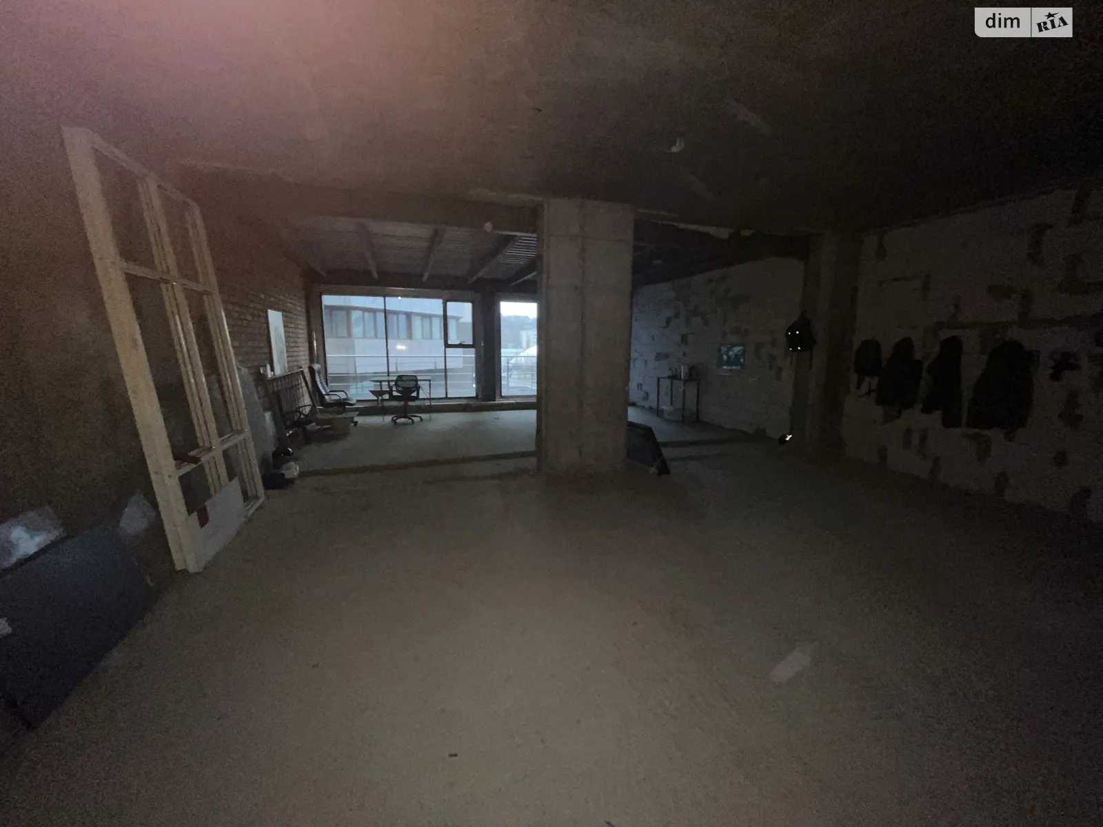 Продается помещения свободного назначения 160 кв. м в 31-этажном здании, цена: 304000 $ - фото 1