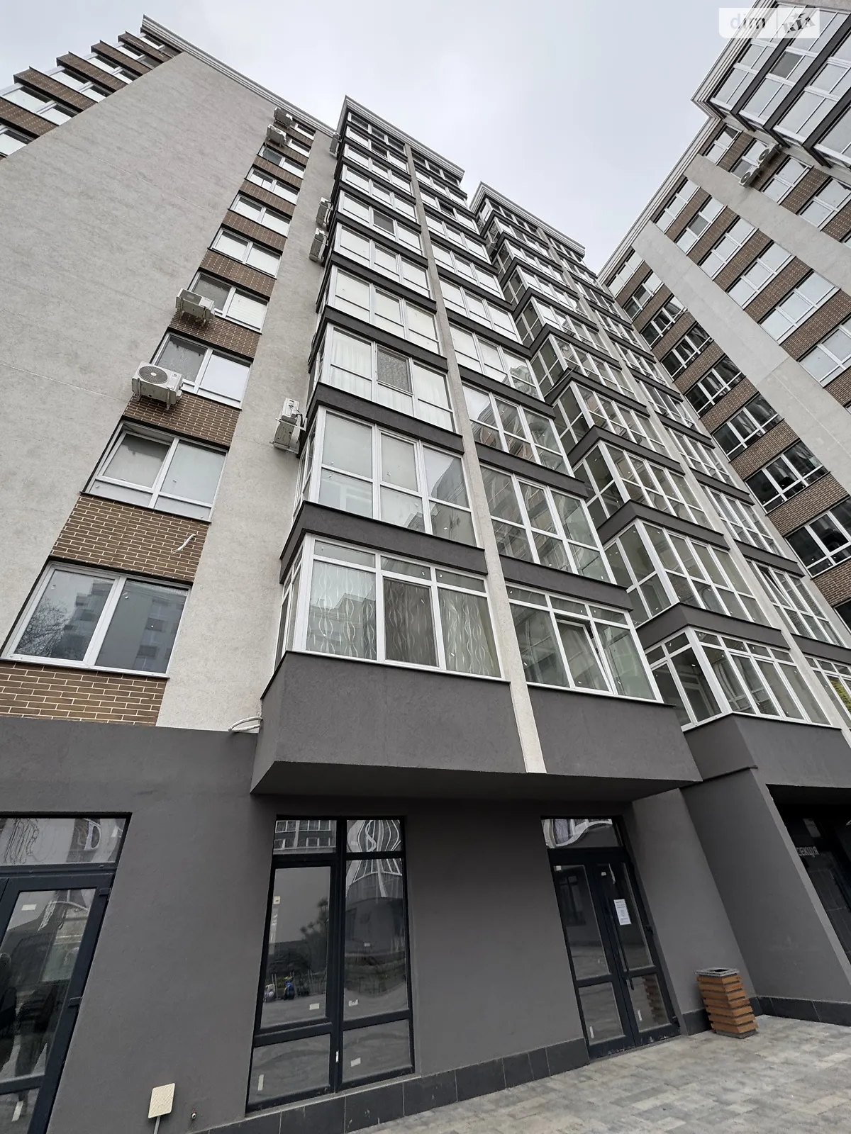 Продается 1-комнатная квартира 44 кв. м в Одессе, ул. Профсоюзная, 9А - фото 1
